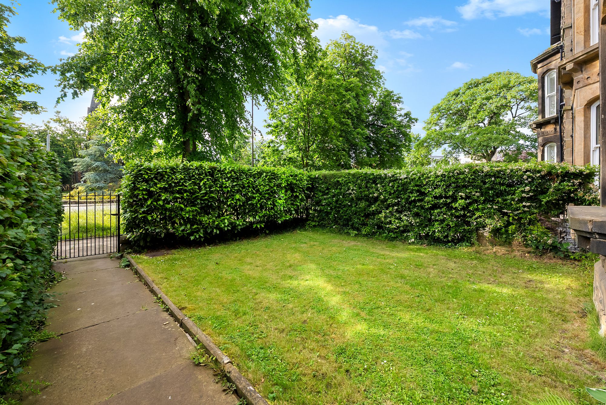Victoria Avenue, Harrogate, HG1