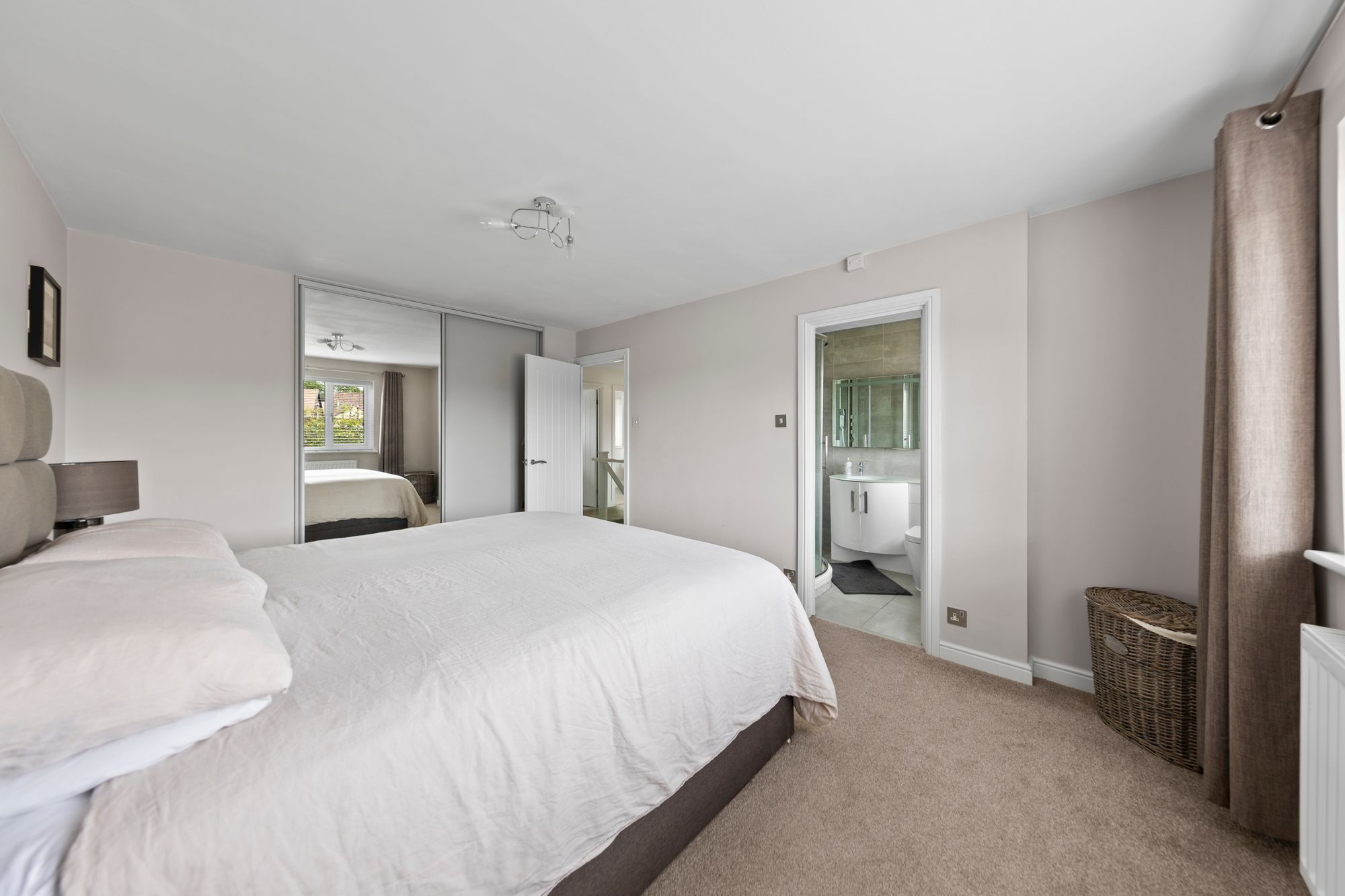 Newbridge Close, Callands, WA5
