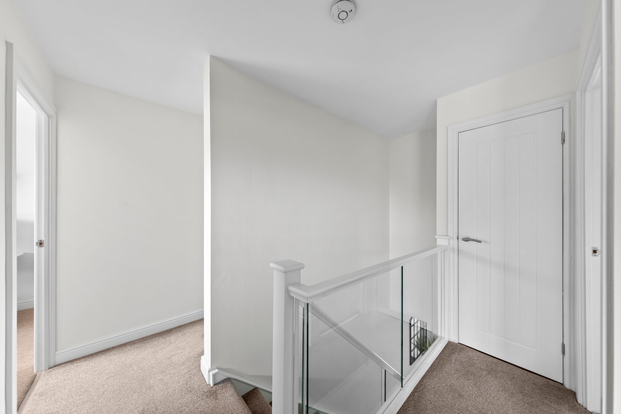 Newbridge Close, Callands, WA5