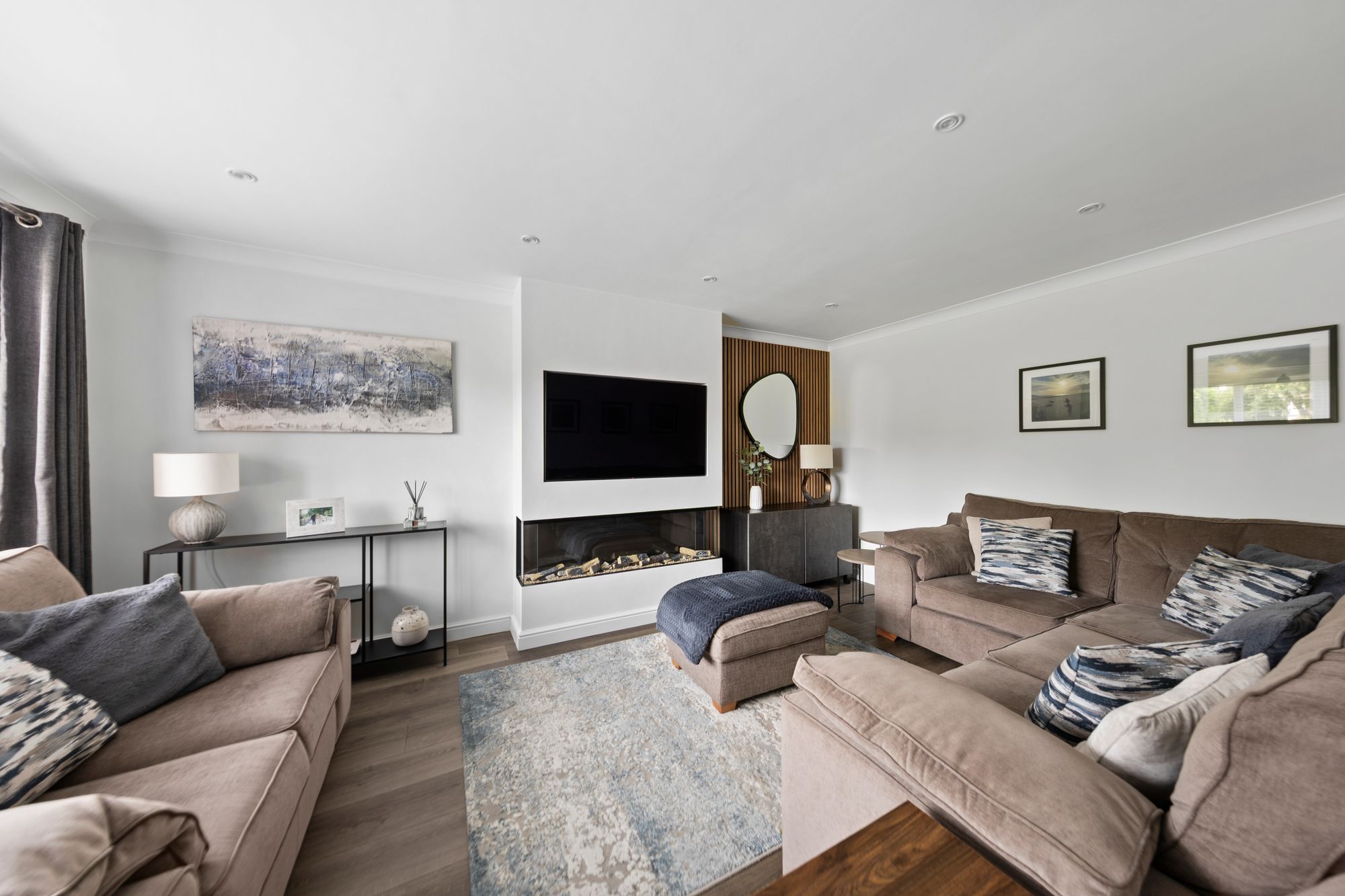 Newbridge Close, Callands, WA5