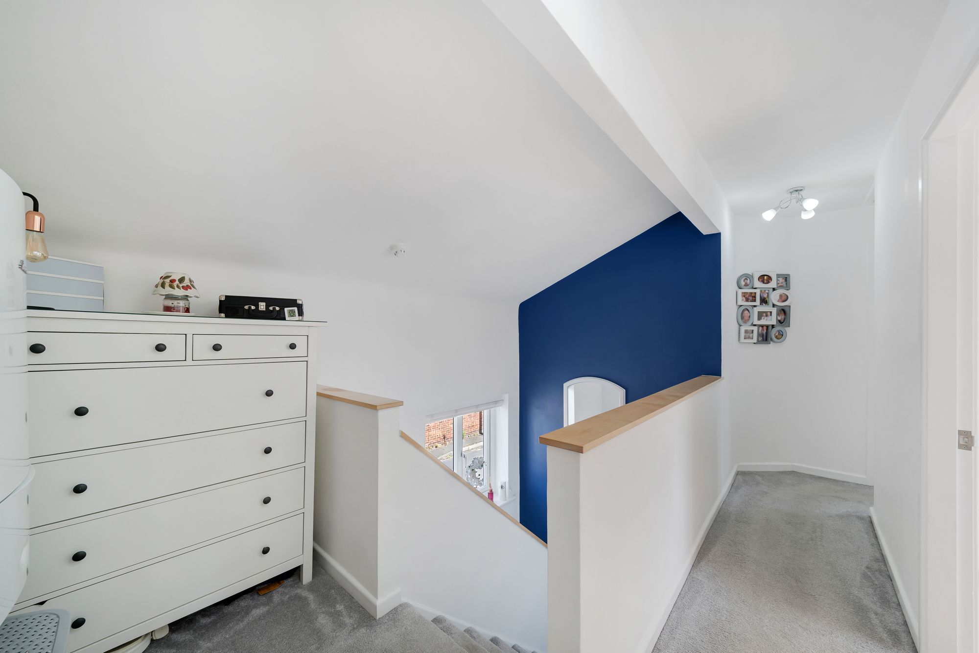 Hoghton Road, Hale Village, L24