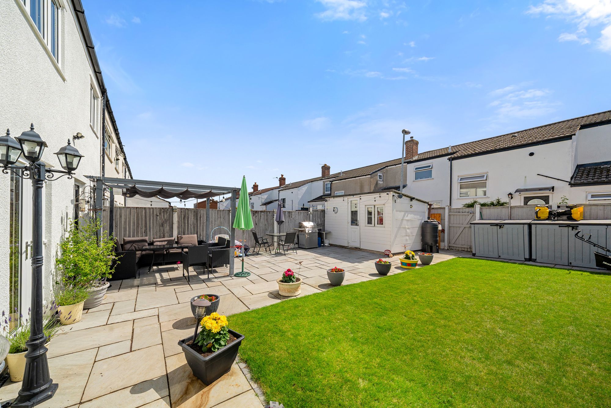 Hoghton Road, Hale Village, L24