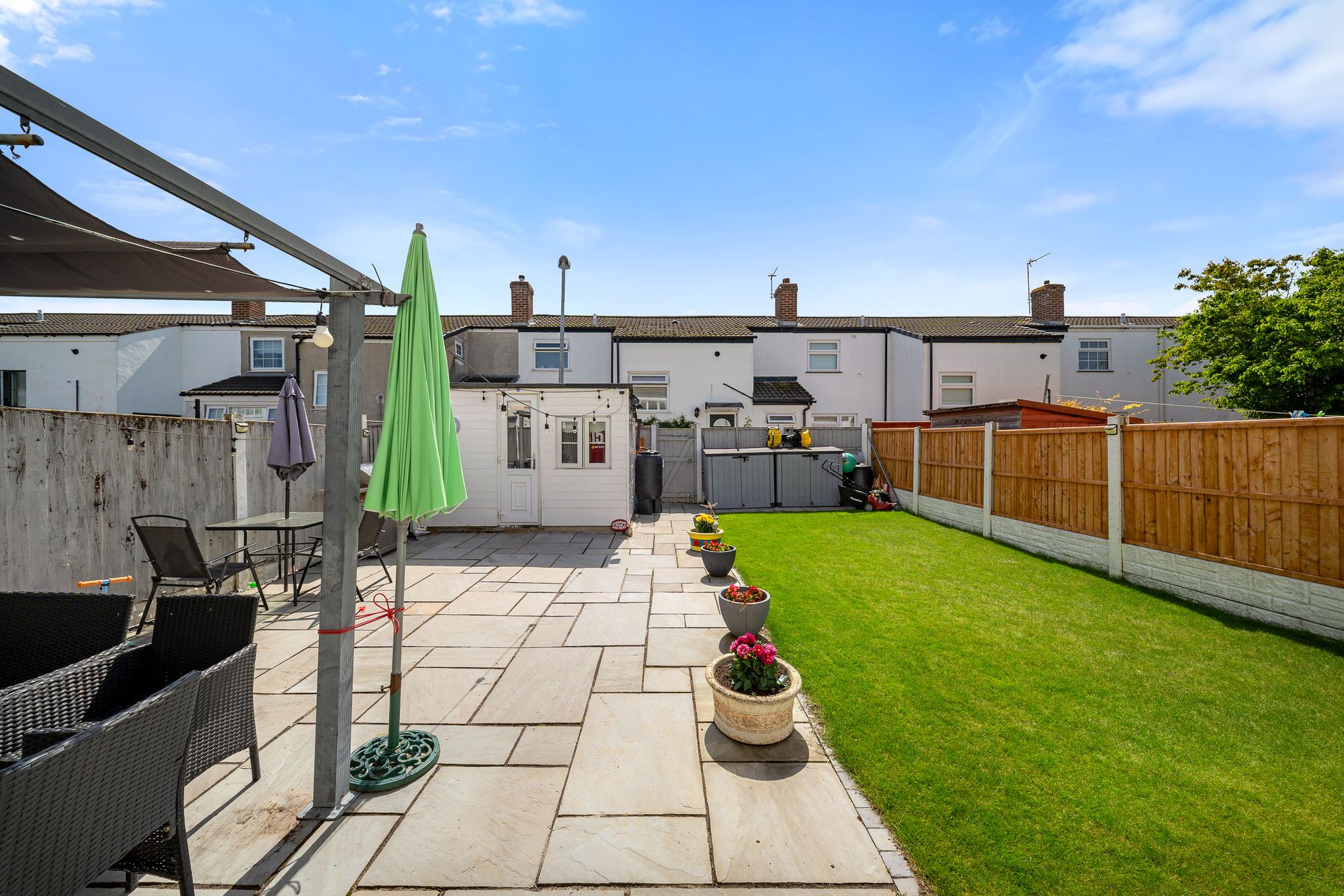 Hoghton Road, Hale Village, L24