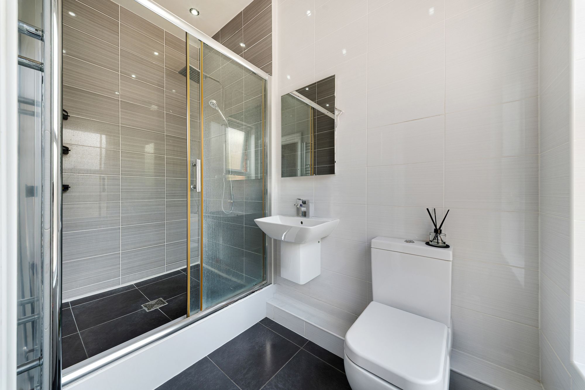 Ditchfield Road, Widnes, WA8