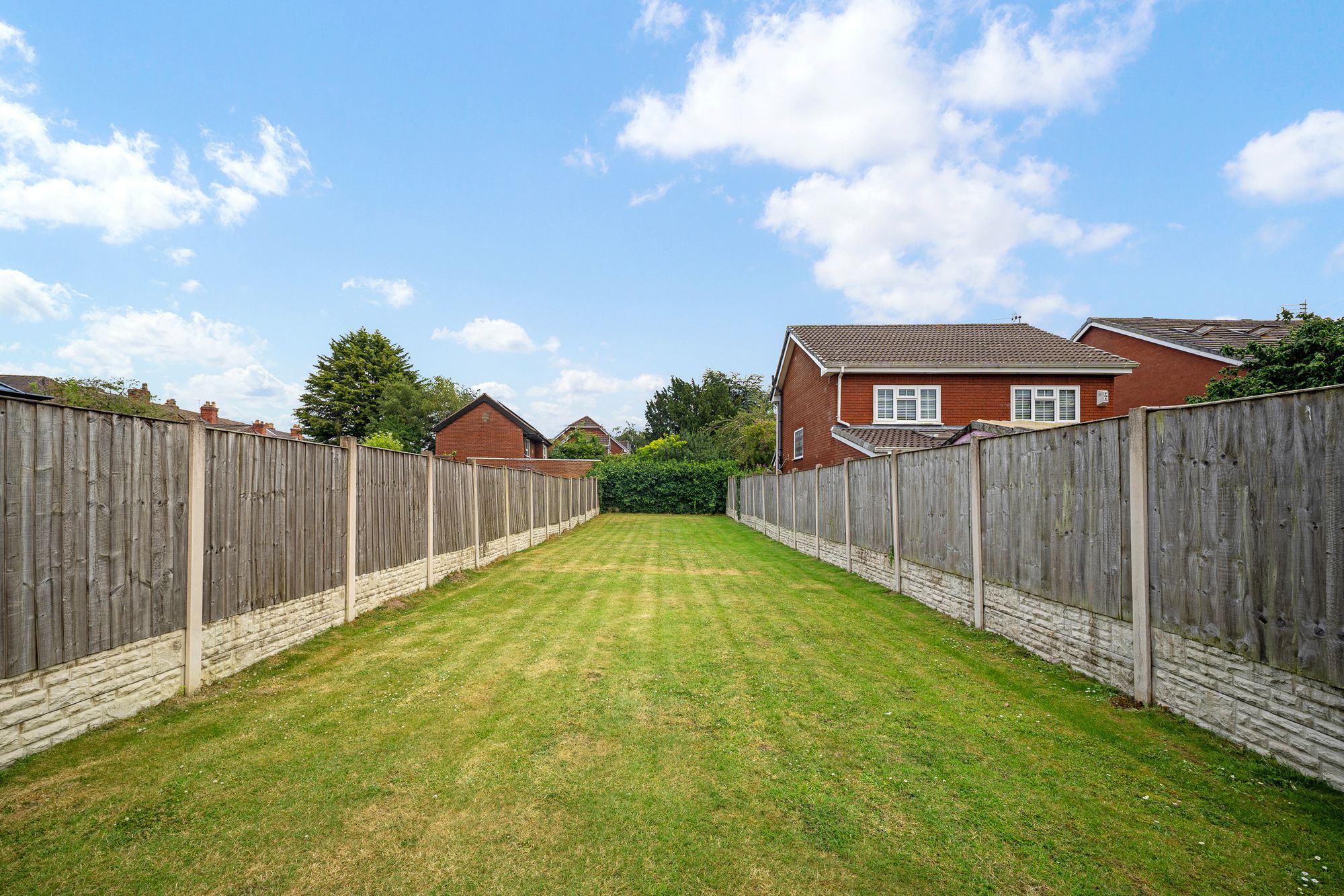 Ditchfield Road, Widnes, WA8