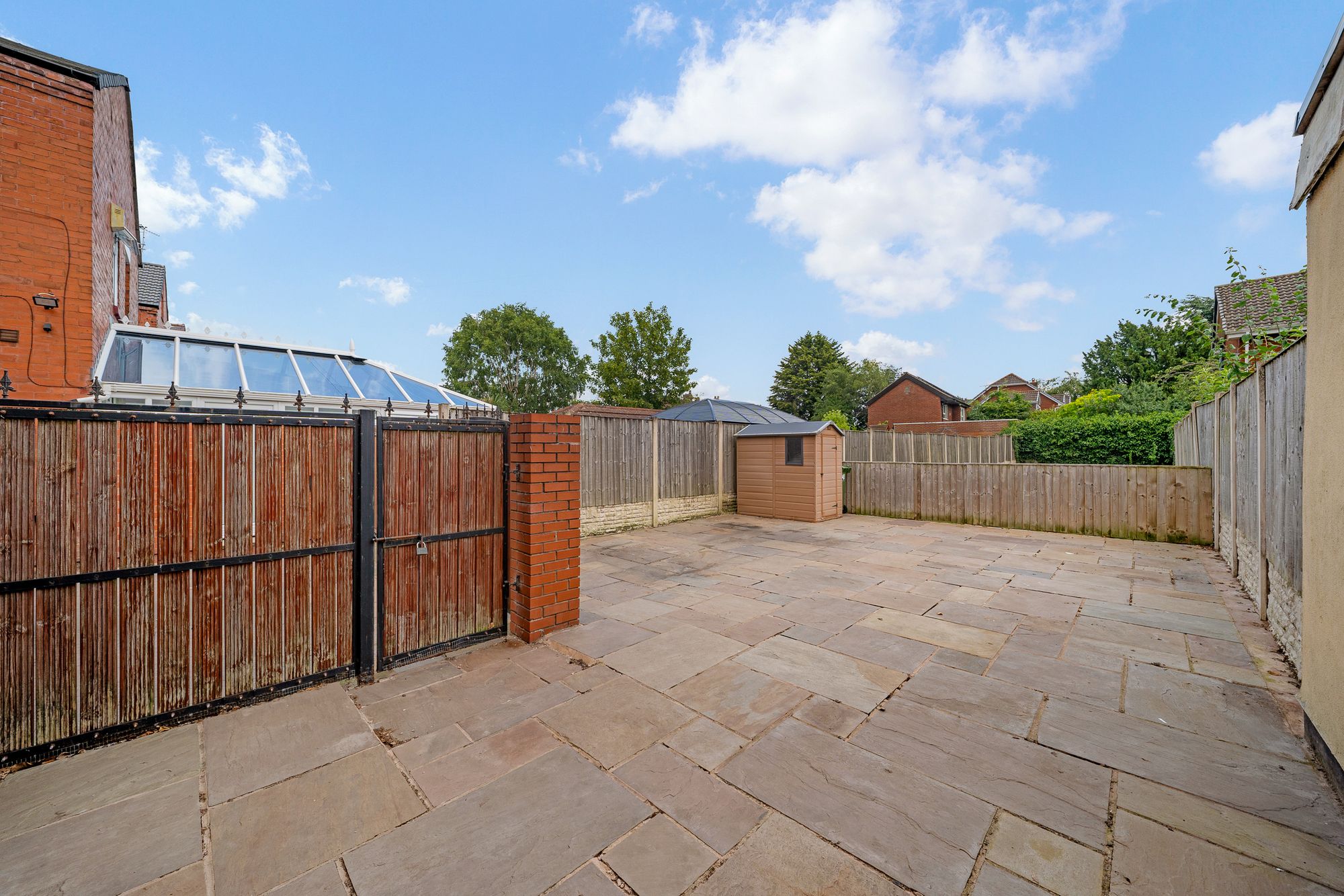 Ditchfield Road, Widnes, WA8