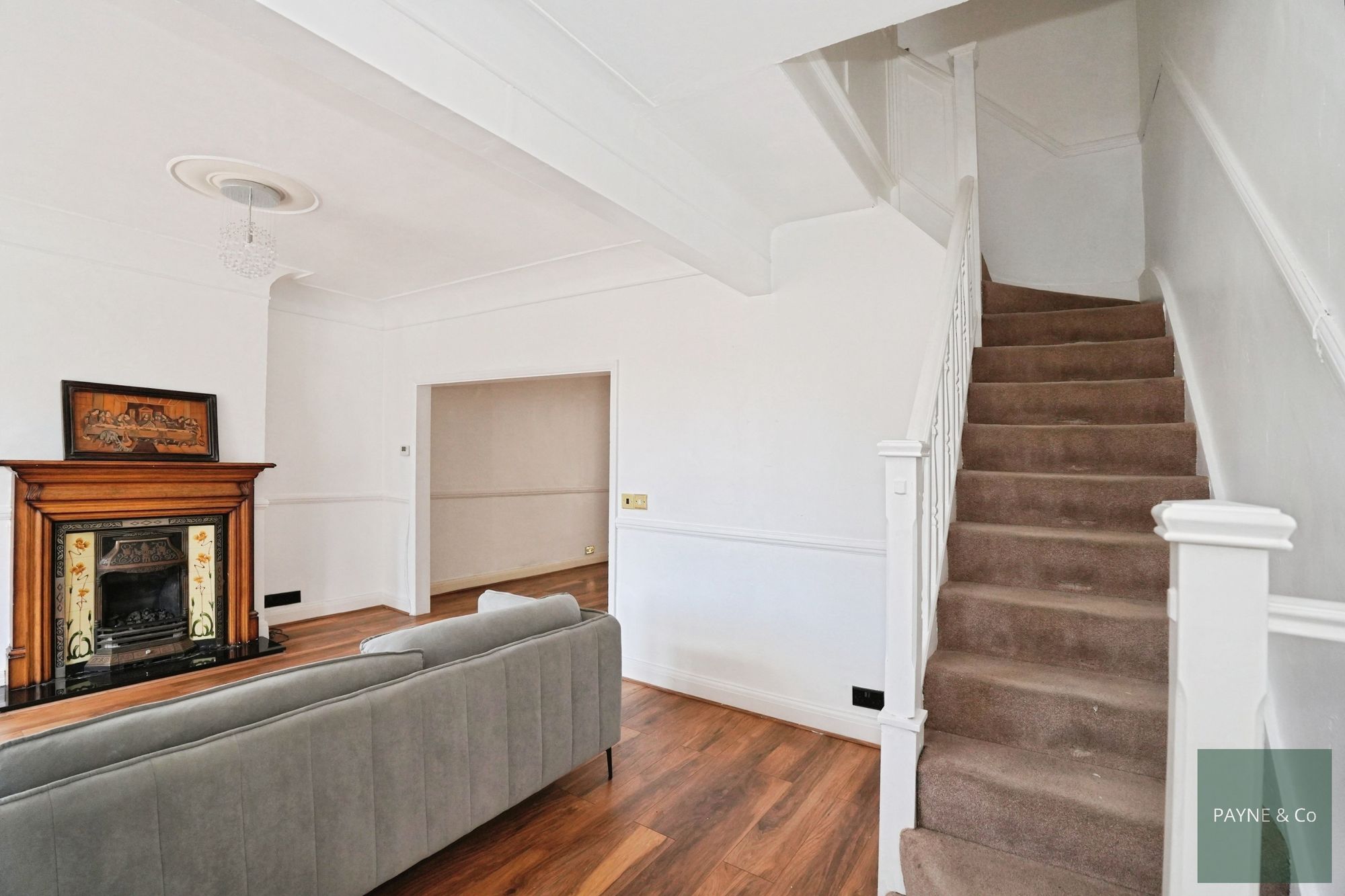 Fullwell Avenue, Barkingside, IG6