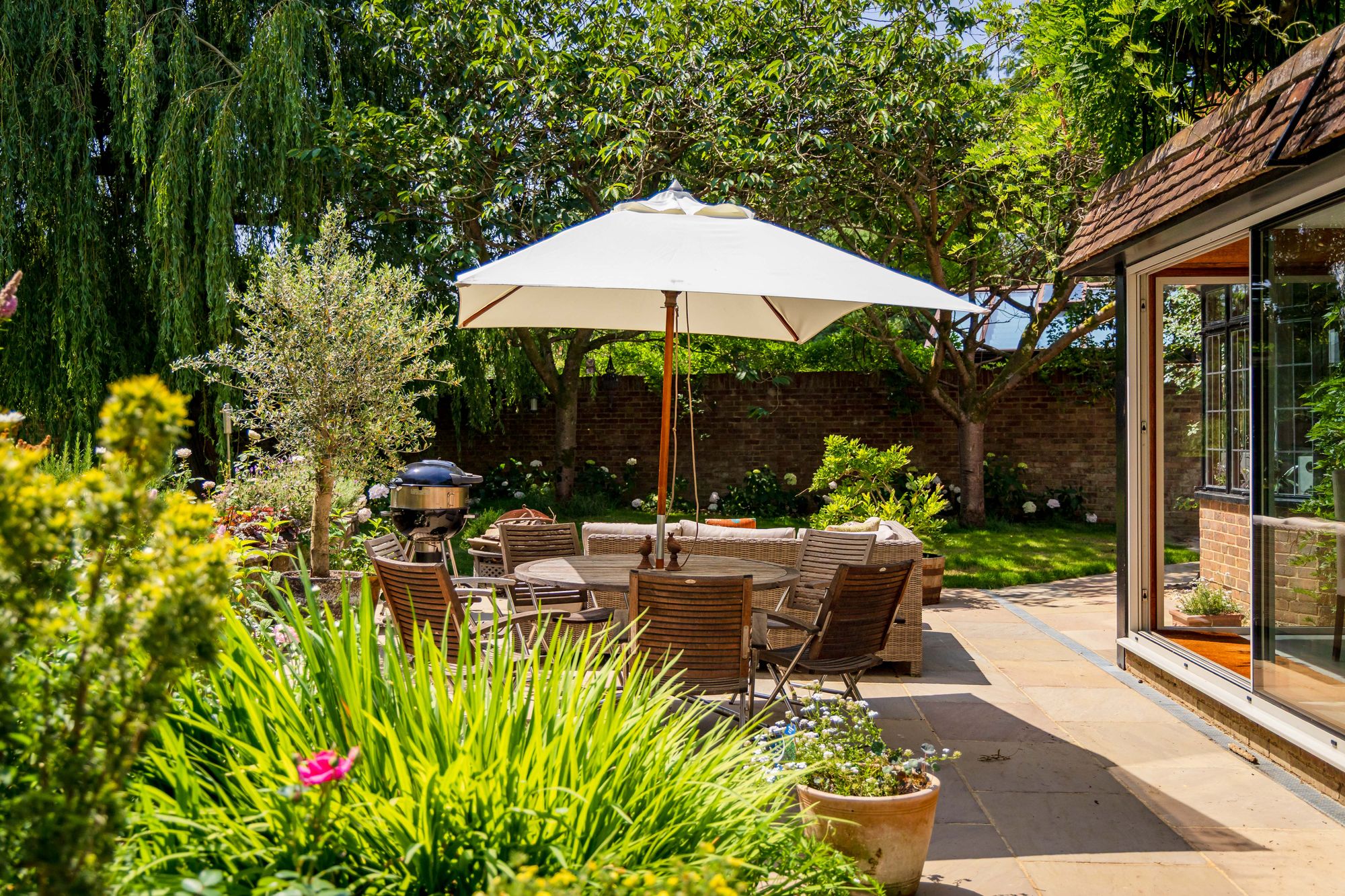 Ballsdown, Chiddingfold, GU8 images