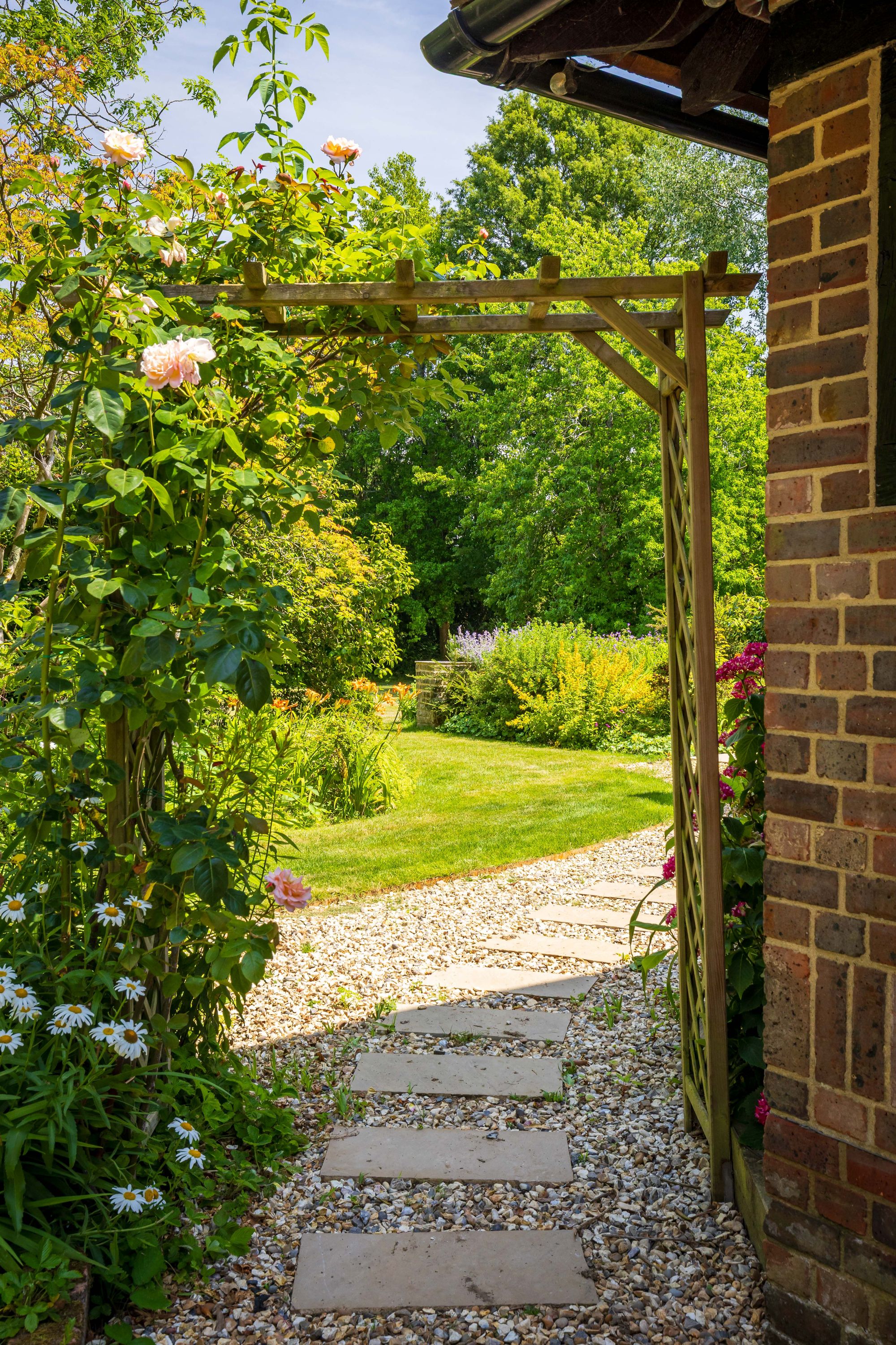 Ballsdown, Chiddingfold, GU8 images
