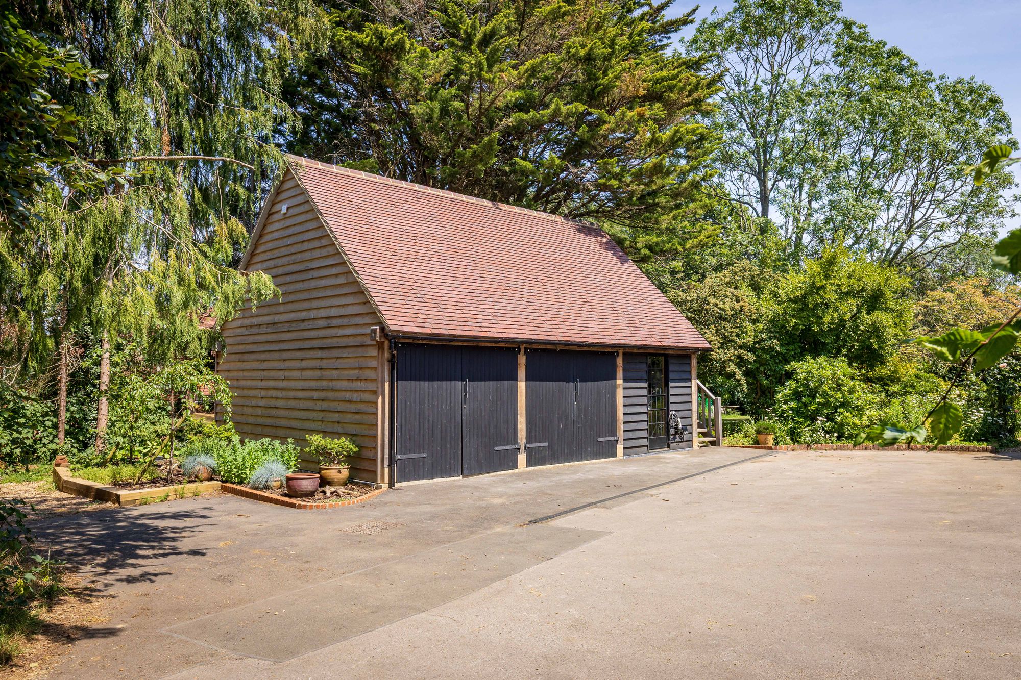 Ballsdown, Chiddingfold, GU8 images