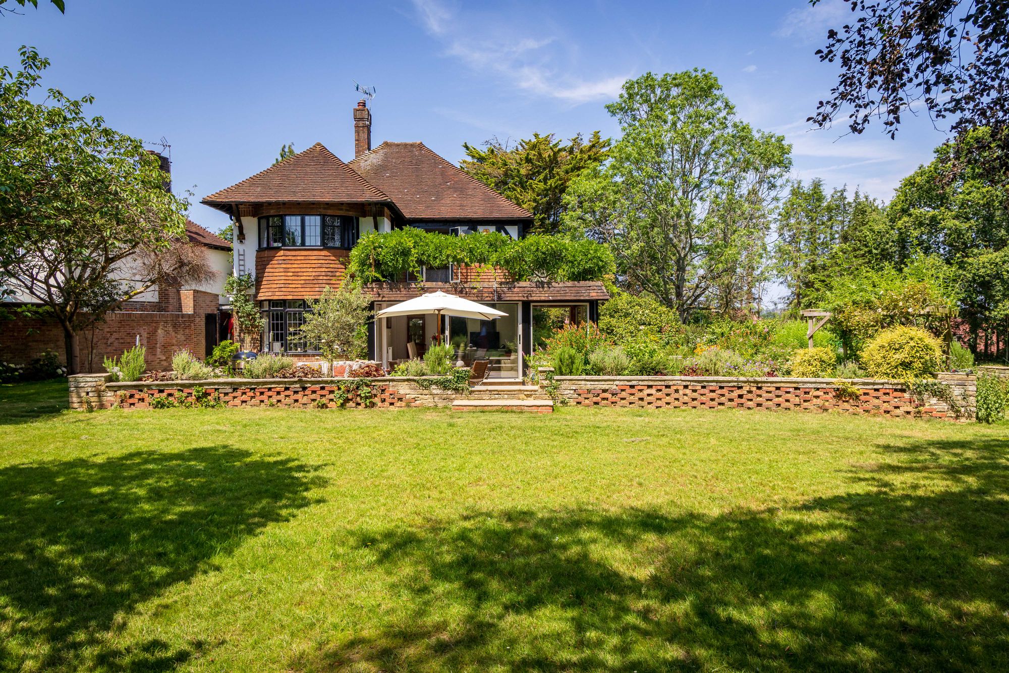 Ballsdown, Chiddingfold, GU8 images