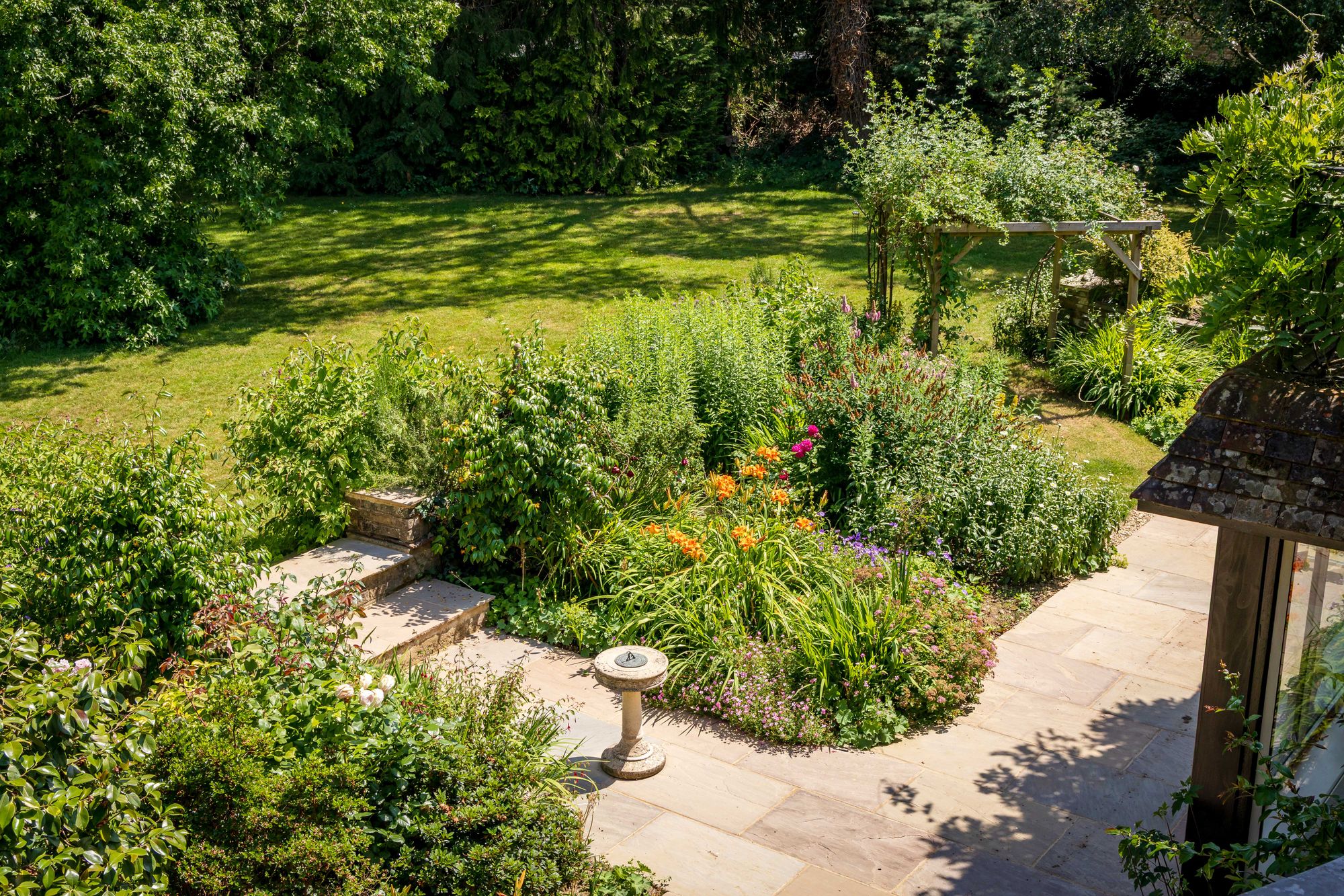 Ballsdown, Chiddingfold, GU8 images