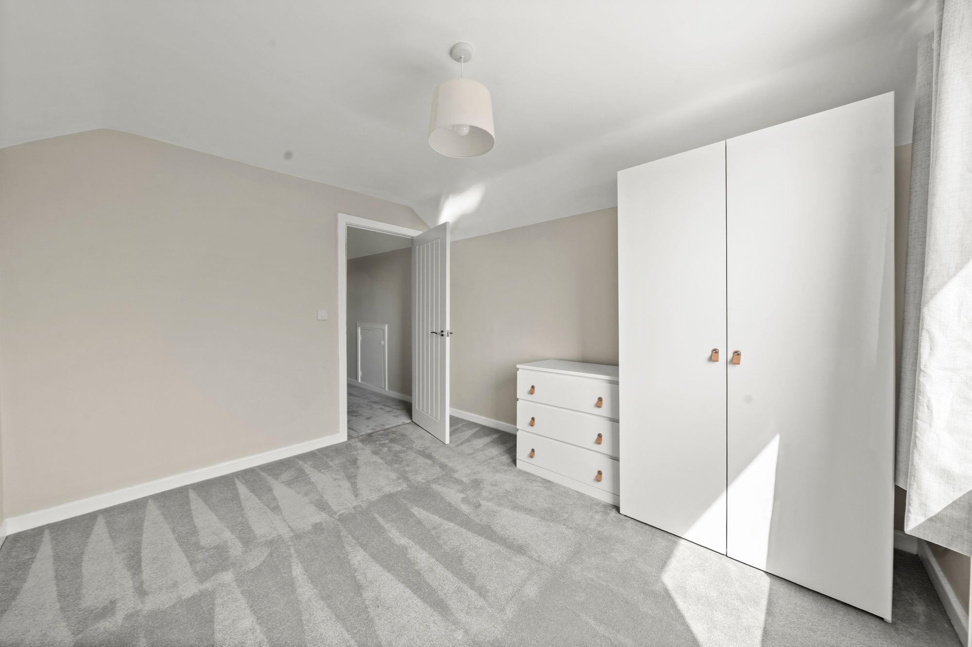 Gainsborough Road, Warrington, WA4