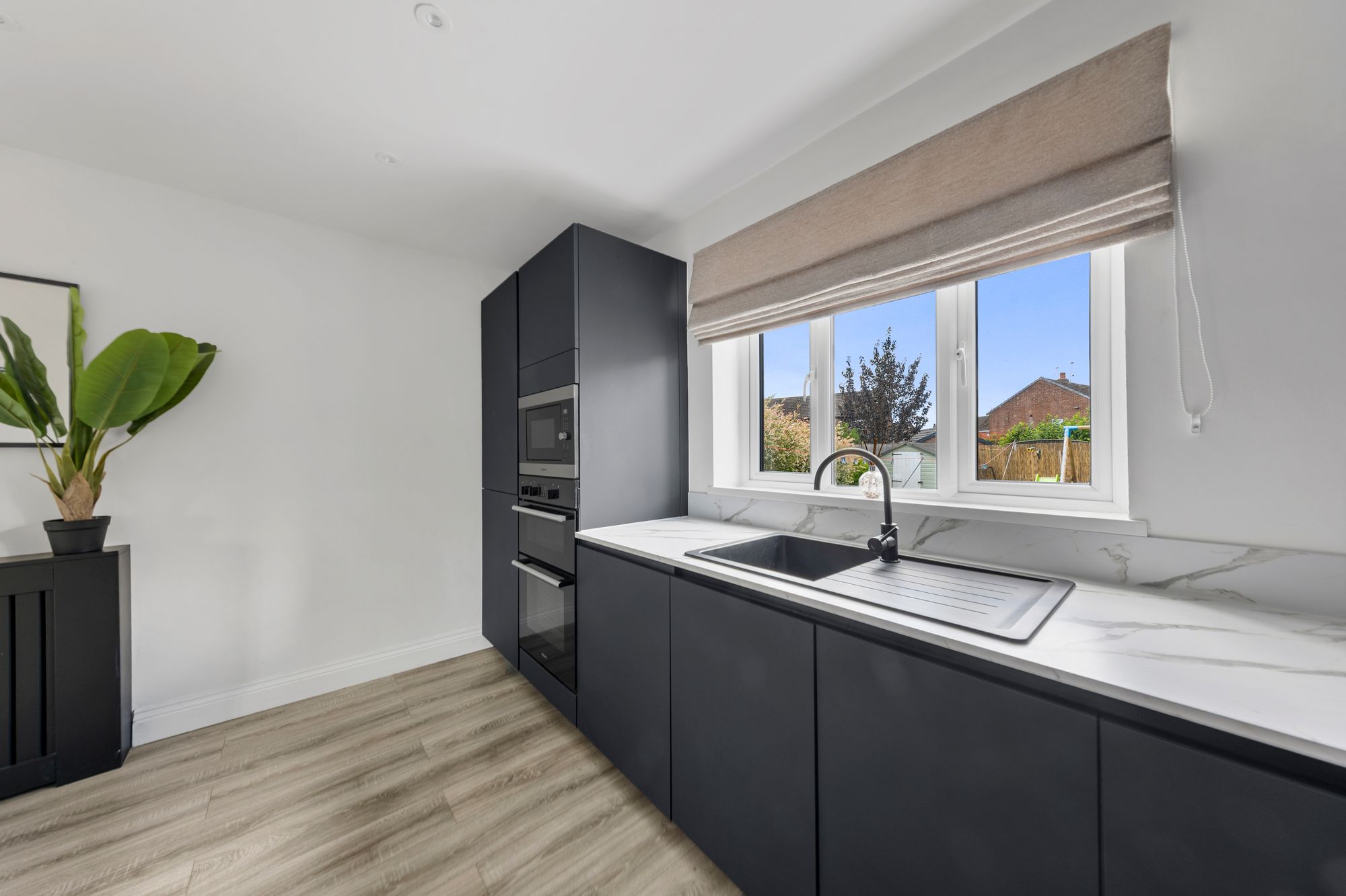 Lock Road, Paddington, WA1