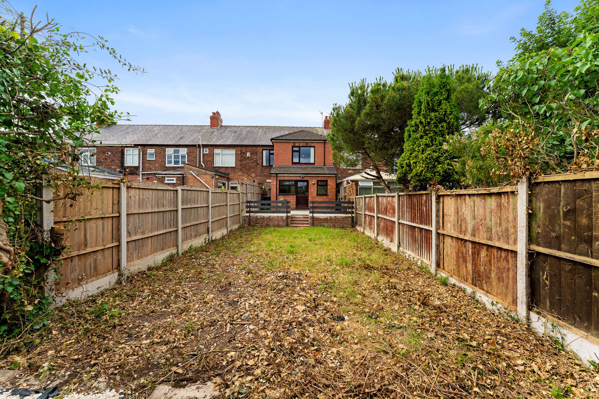 Liverpool Road, Widnes, WA8