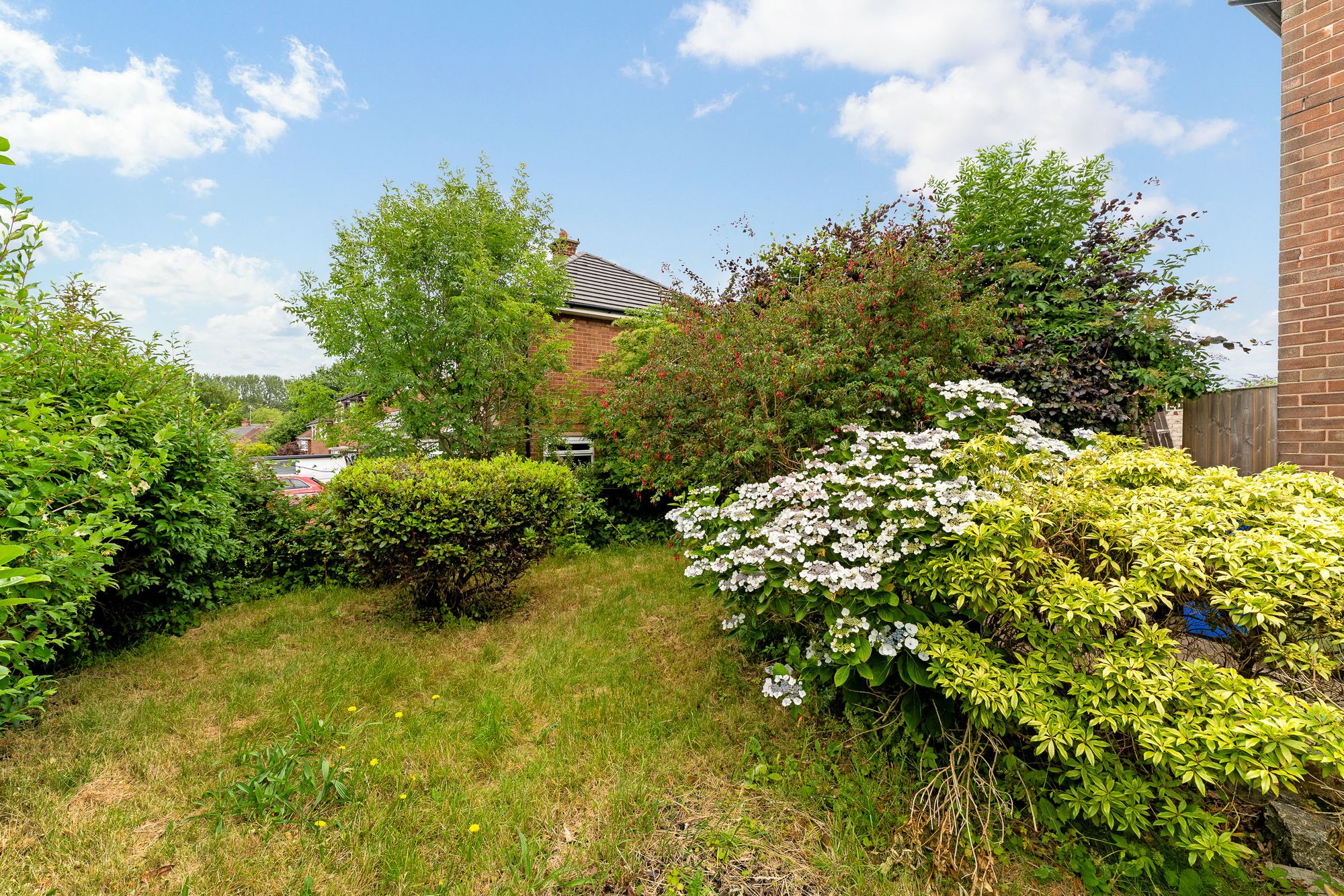 Windsor Grove, Runcorn, WA7