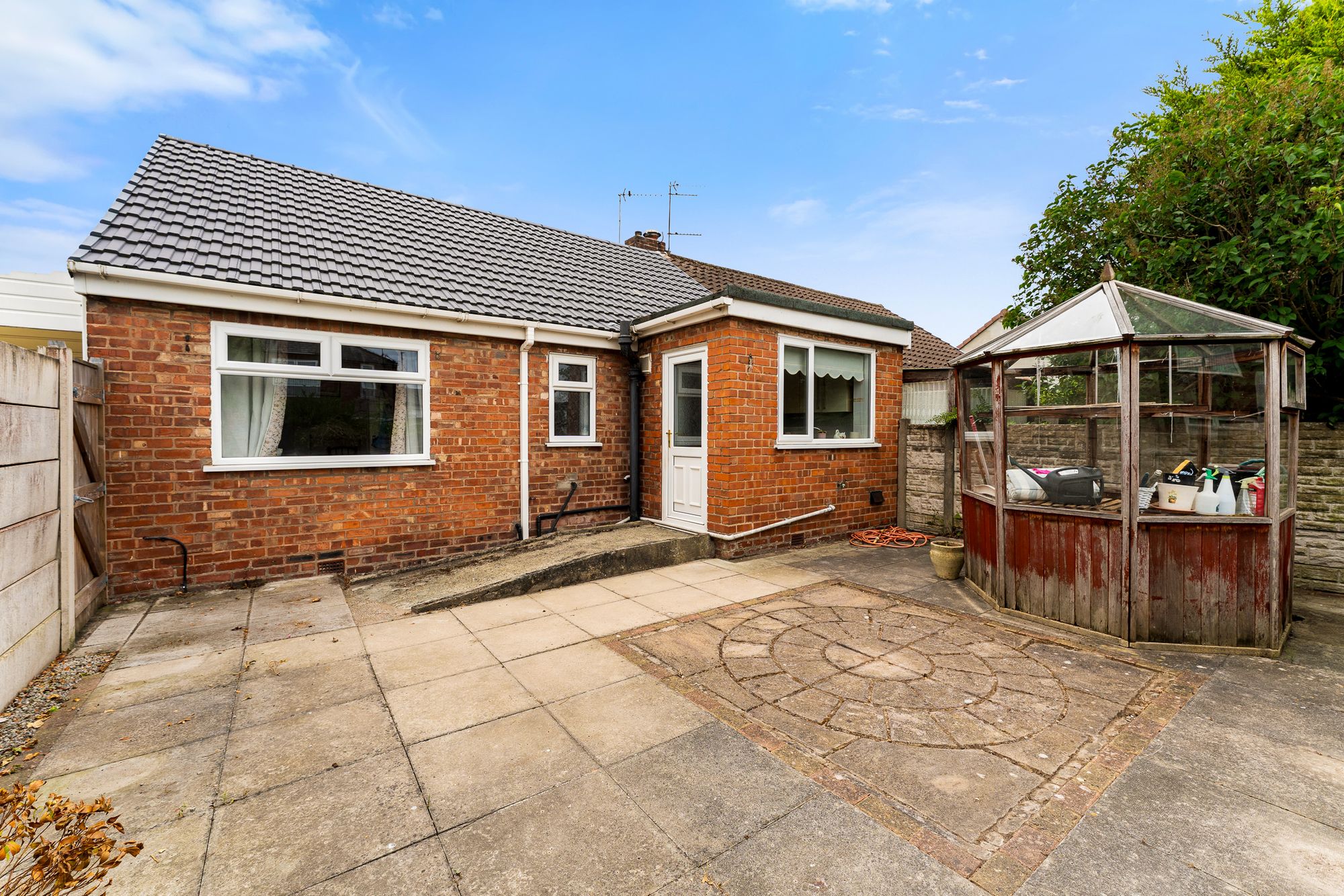 Cleveleys Avenue, Widnes, WA8