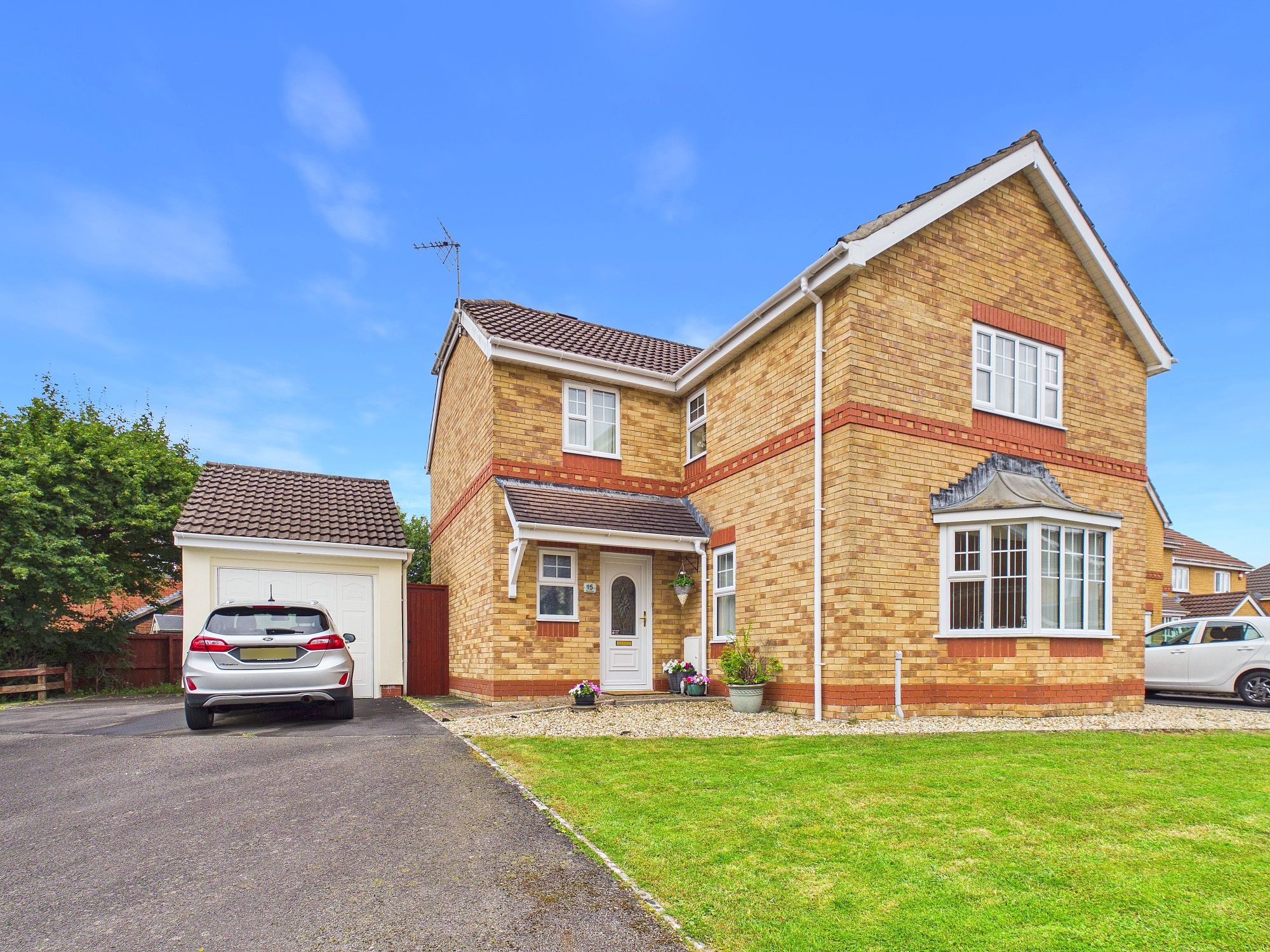 Maes Glas, Barry, CF62