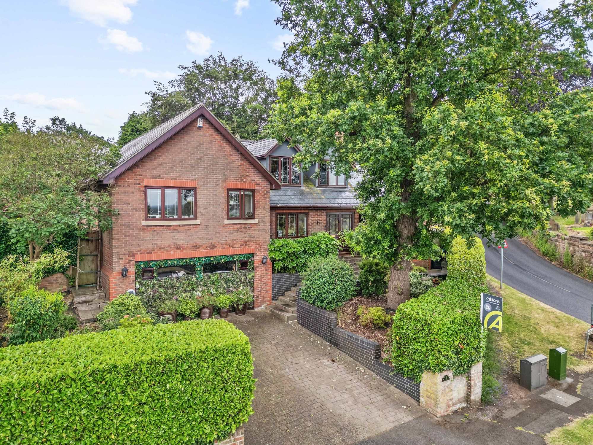 Highwood Road, Appleton, WA4