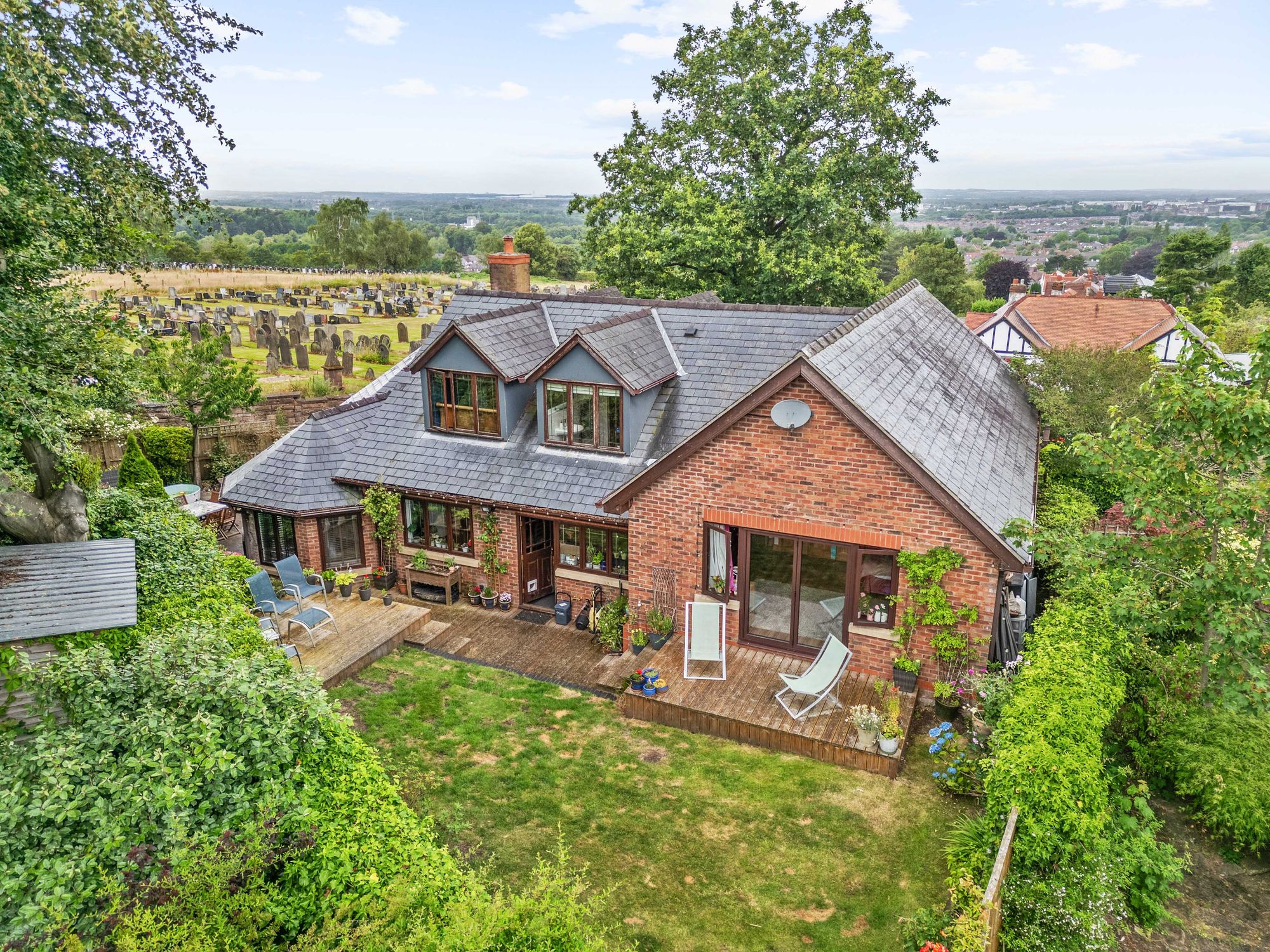 Highwood Road, Appleton, WA4