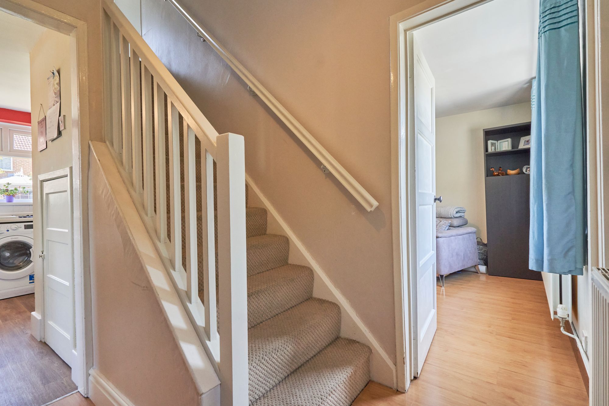 Poplar Avenue, Culcheth, WA3