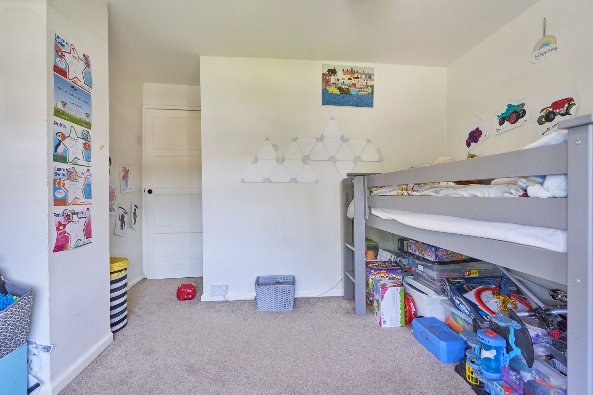 Poplar Avenue, Culcheth, WA3