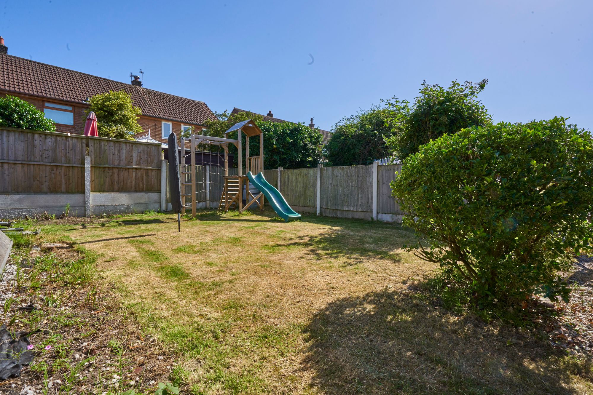 Poplar Avenue, Culcheth, WA3