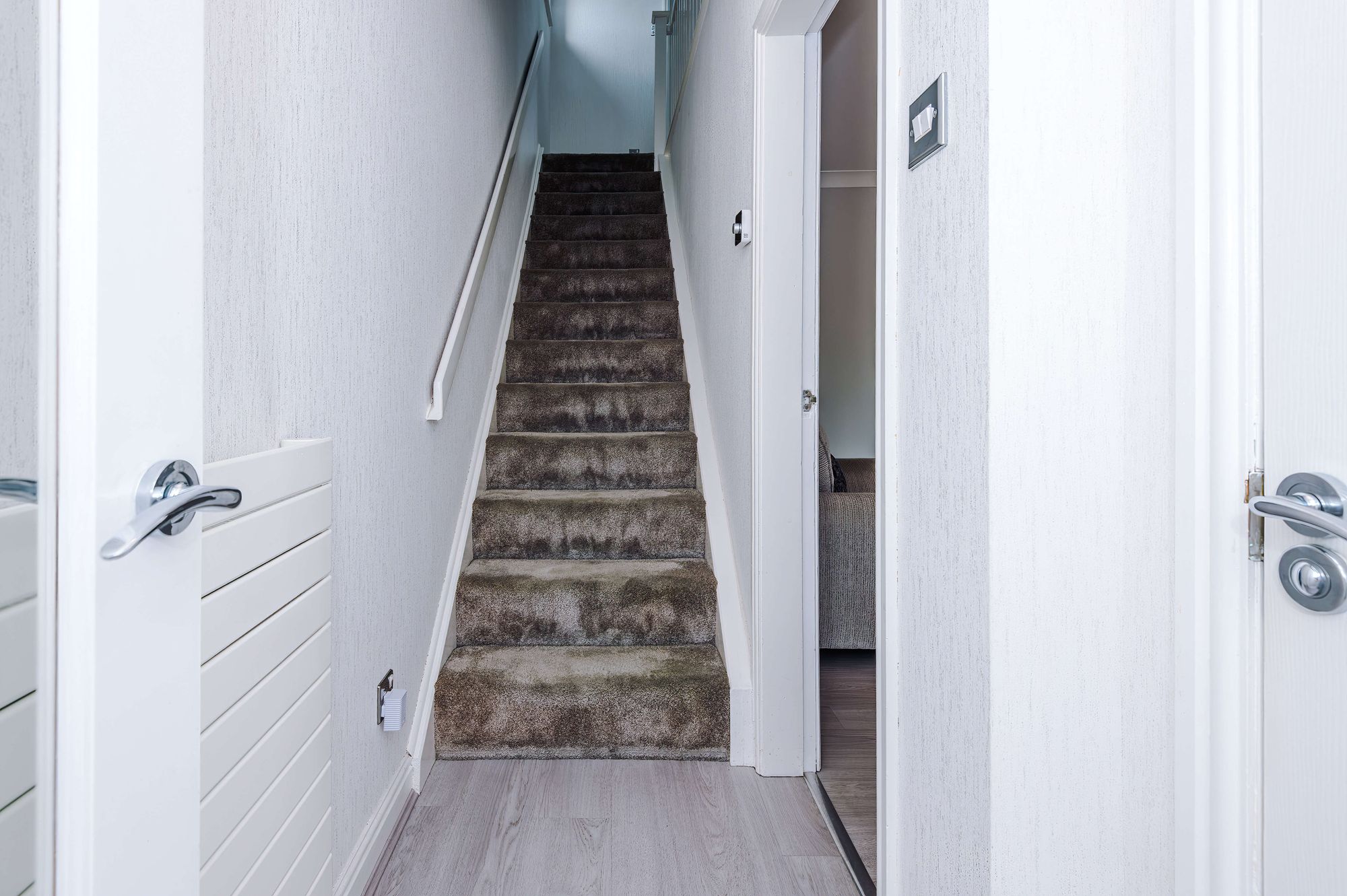 Rockingham Close, Birchwood, WA3
