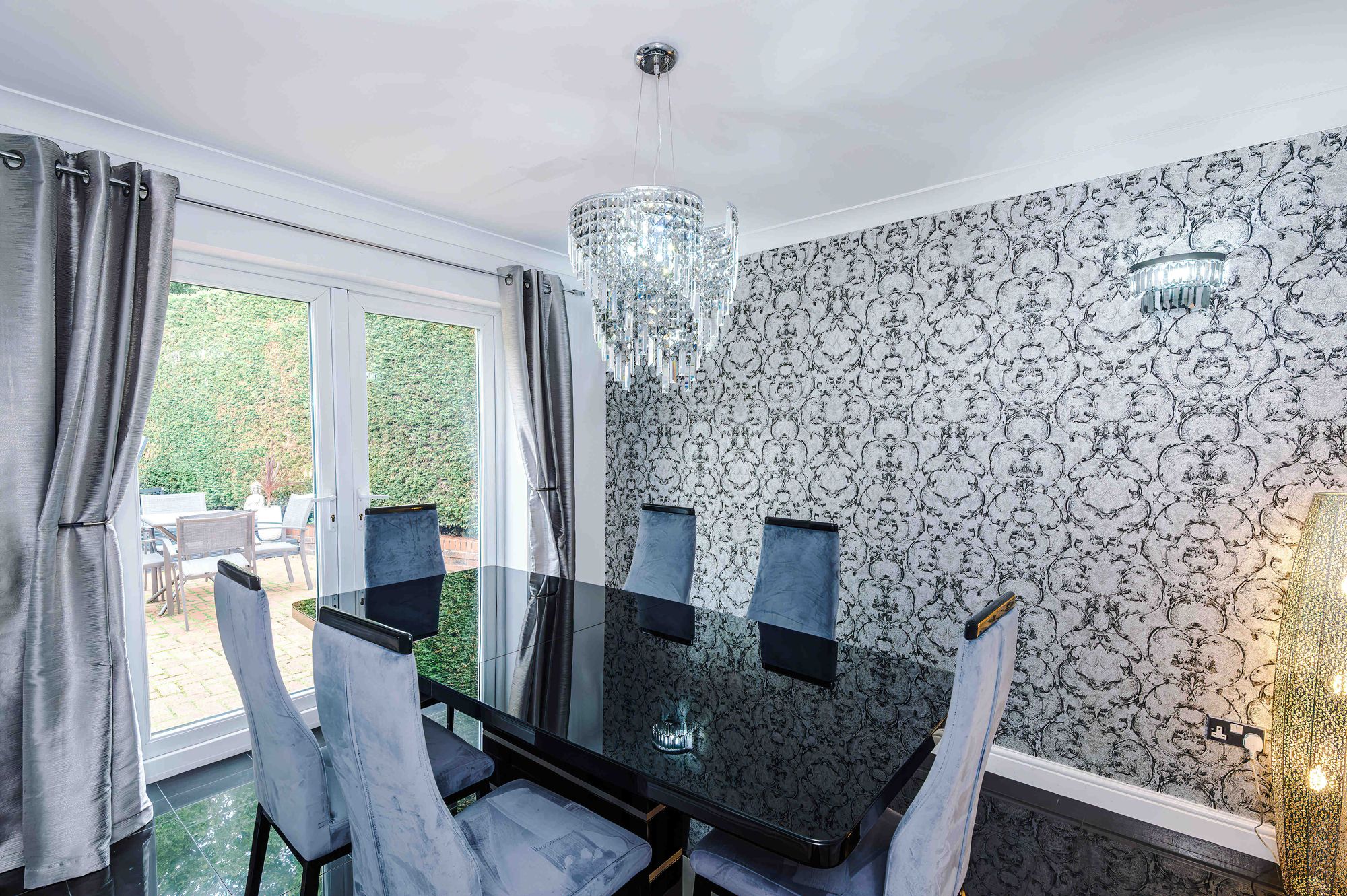 Rockingham Close, Birchwood, WA3