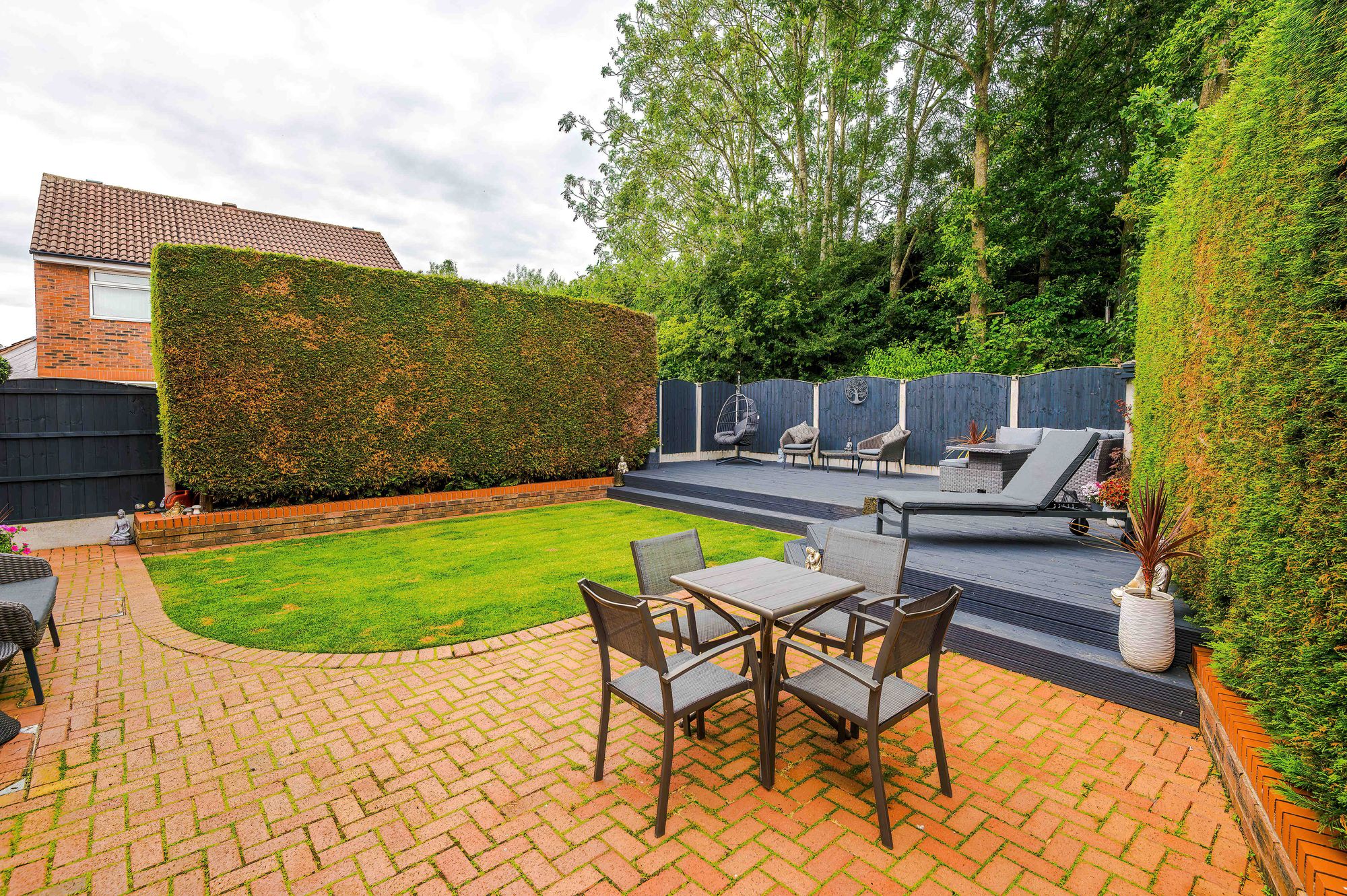 Rockingham Close, Birchwood, WA3