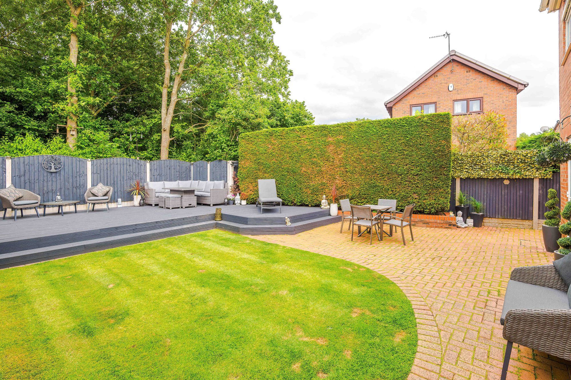 Rockingham Close, Birchwood, WA3