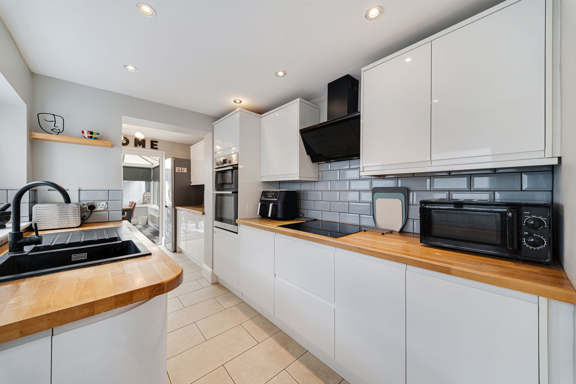 Upton Lane, Widnes, WA8