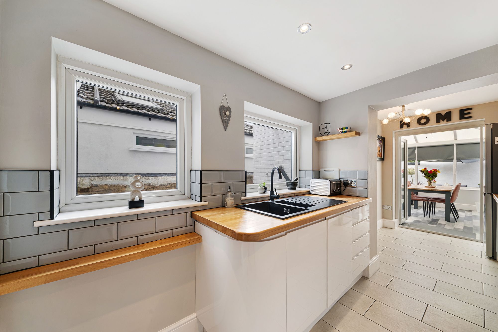 Upton Lane, Widnes, WA8