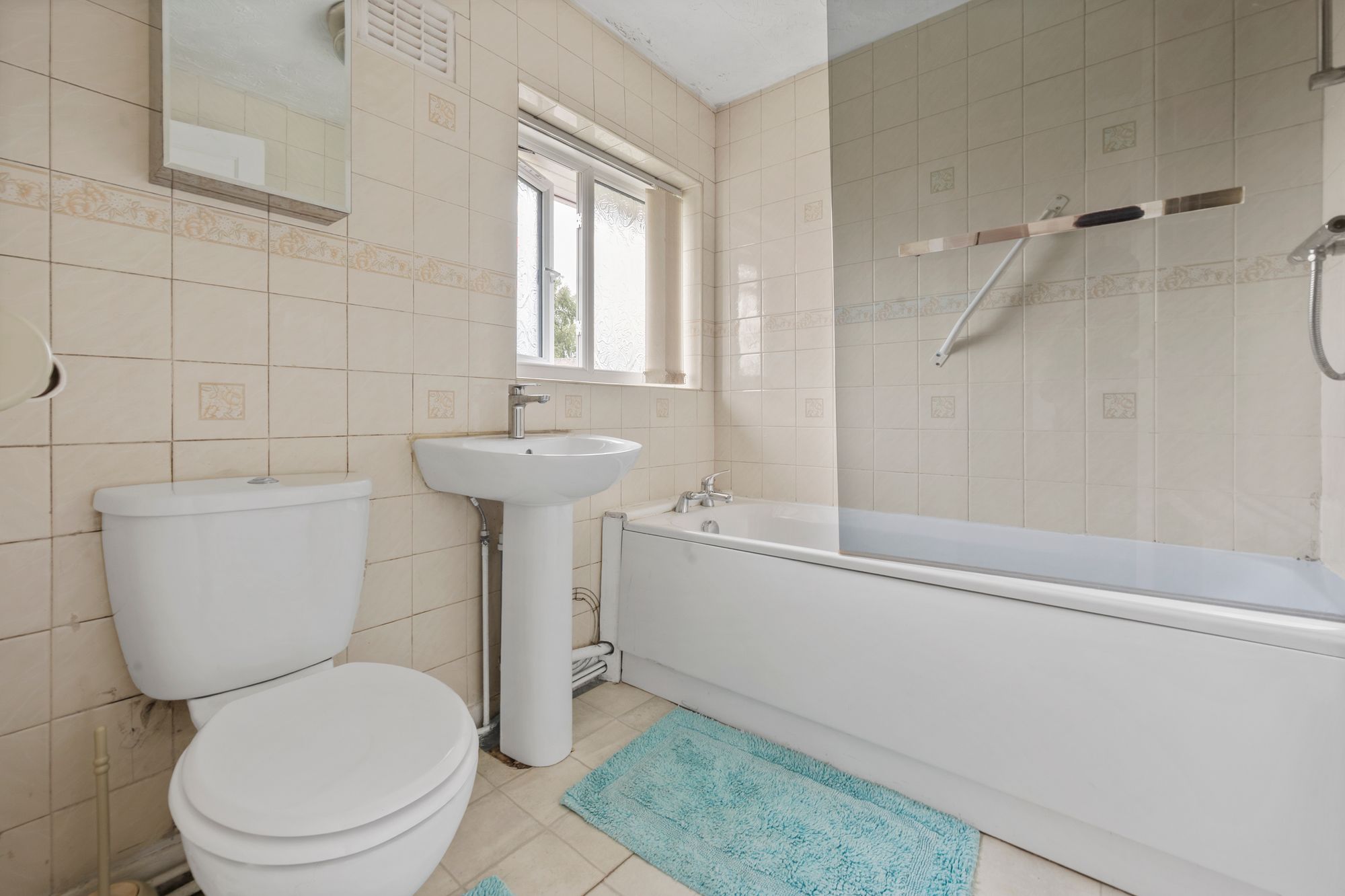 Clifton Close, Woolston, WA1