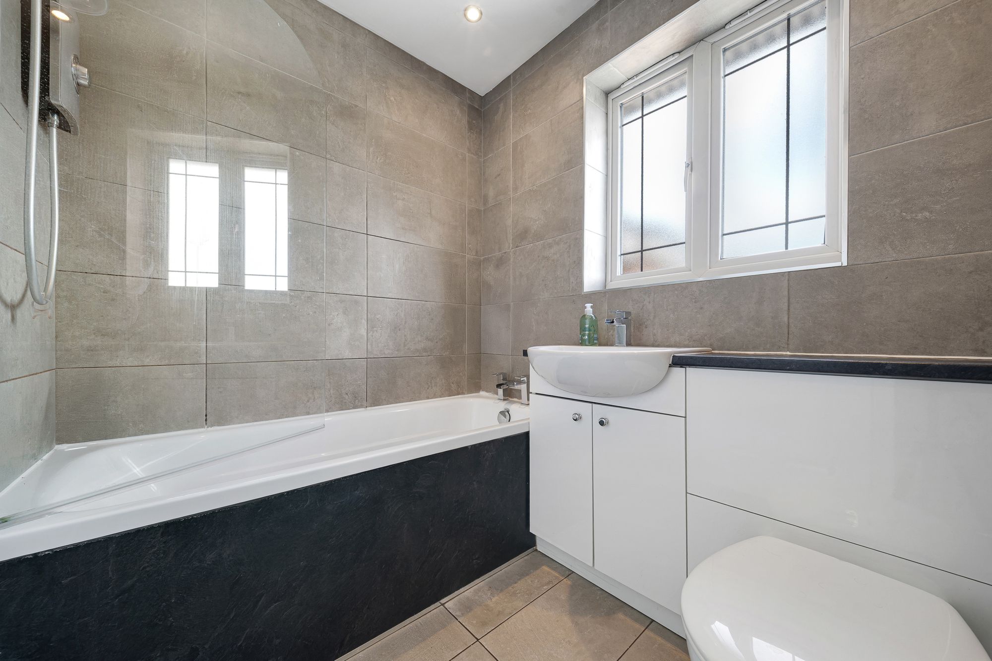 Kingsbury Road, Widnes, WA8