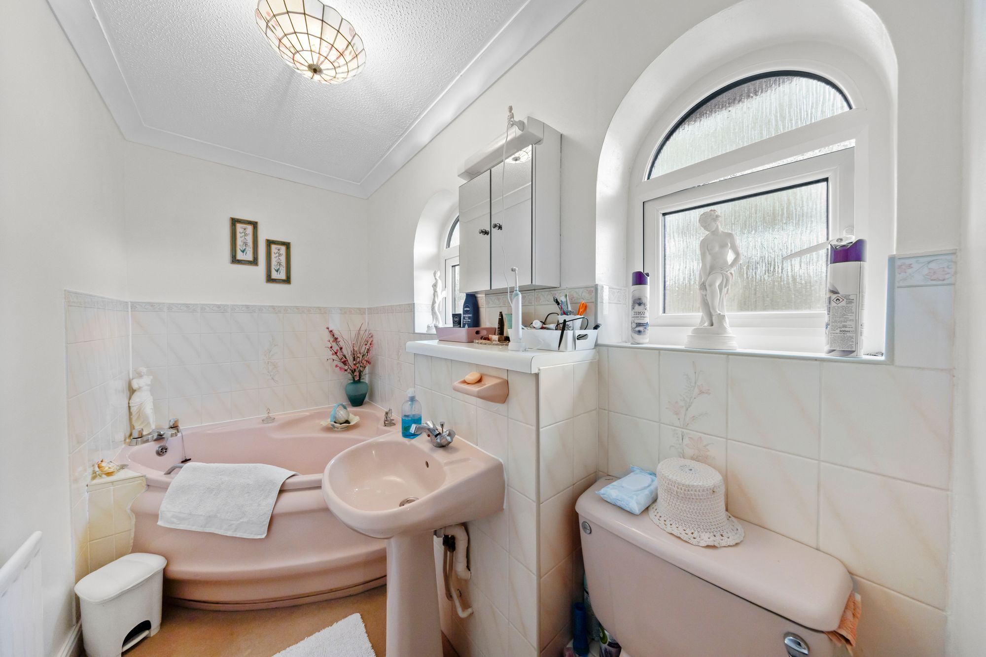 Ridgebourne Close, Callands, WA5