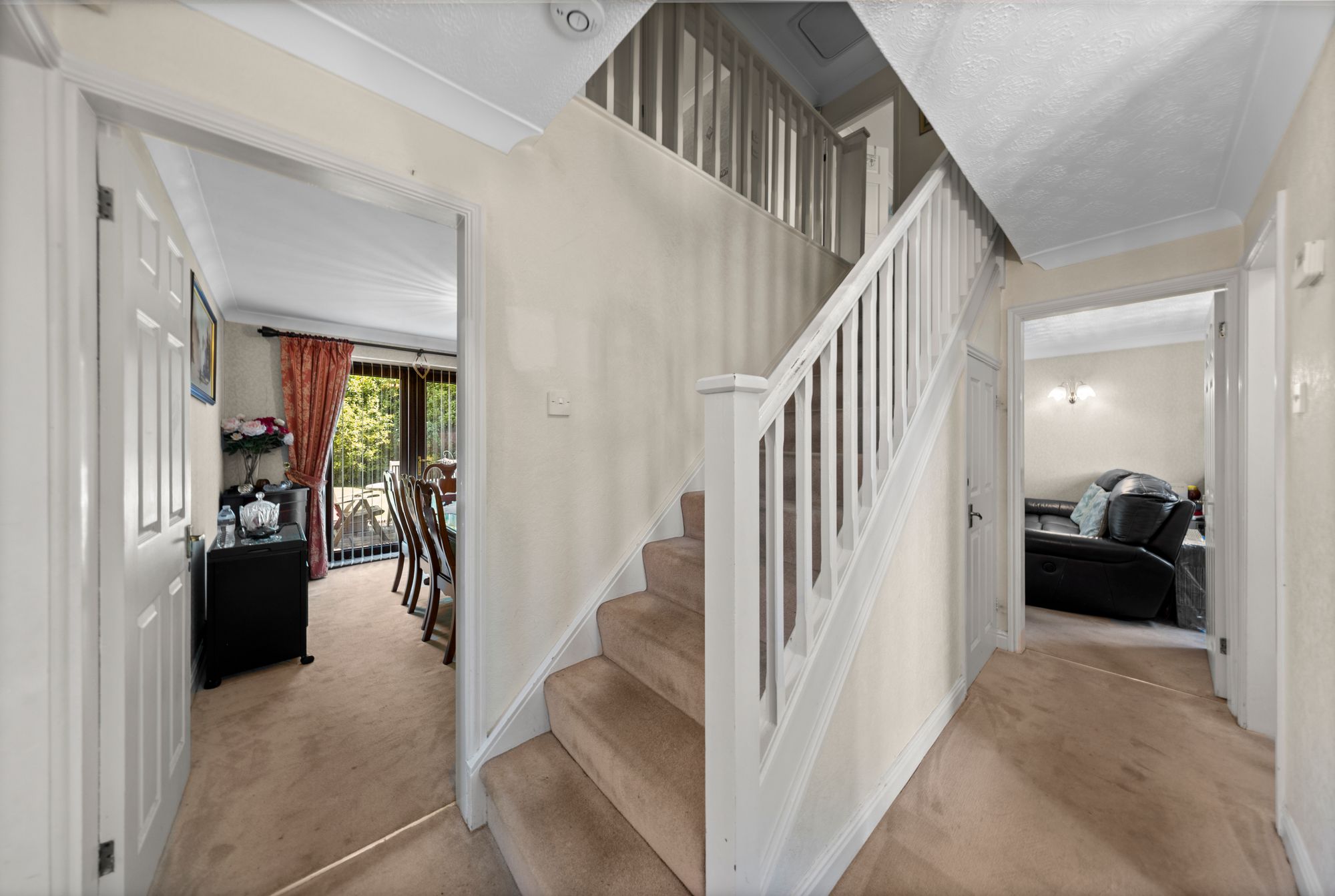 Ridgebourne Close, Callands, WA5