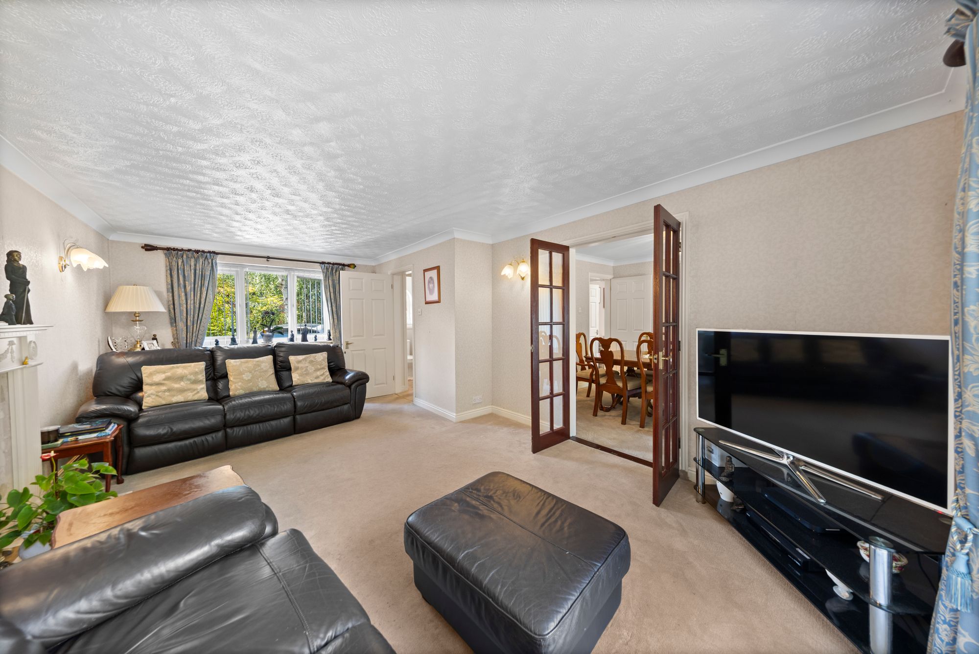 Ridgebourne Close, Callands, WA5