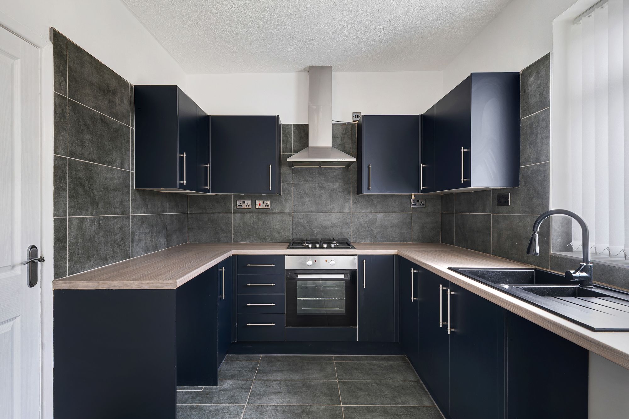 Lower House Lane, Widnes, WA8