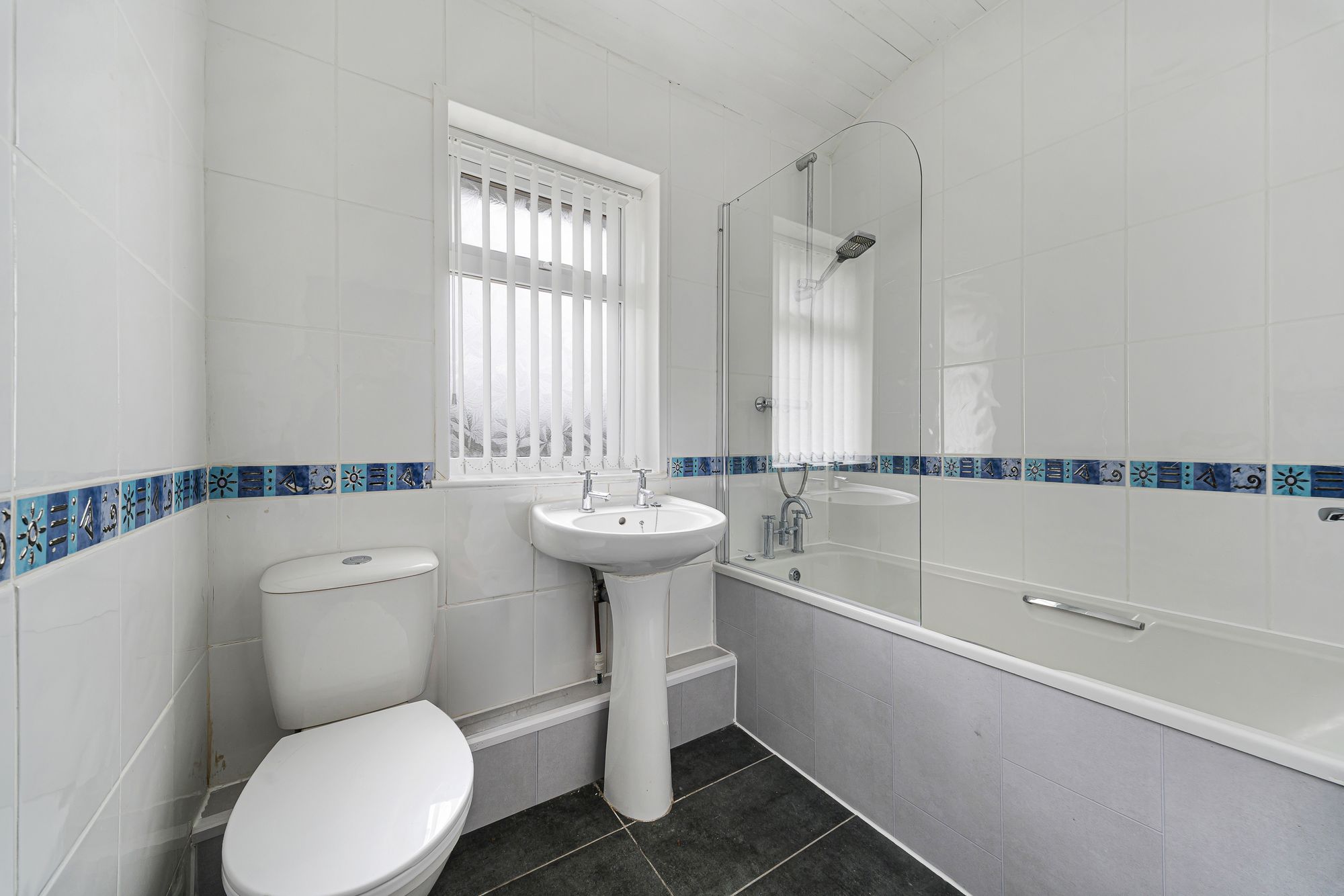 Lower House Lane, Widnes, WA8