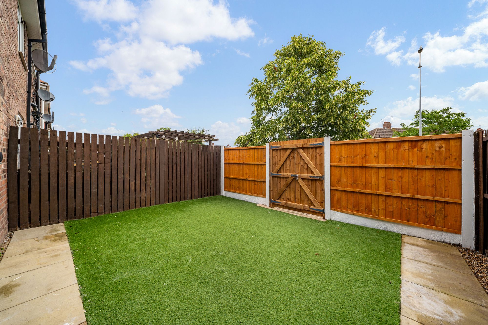 Lower House Lane, Widnes, WA8