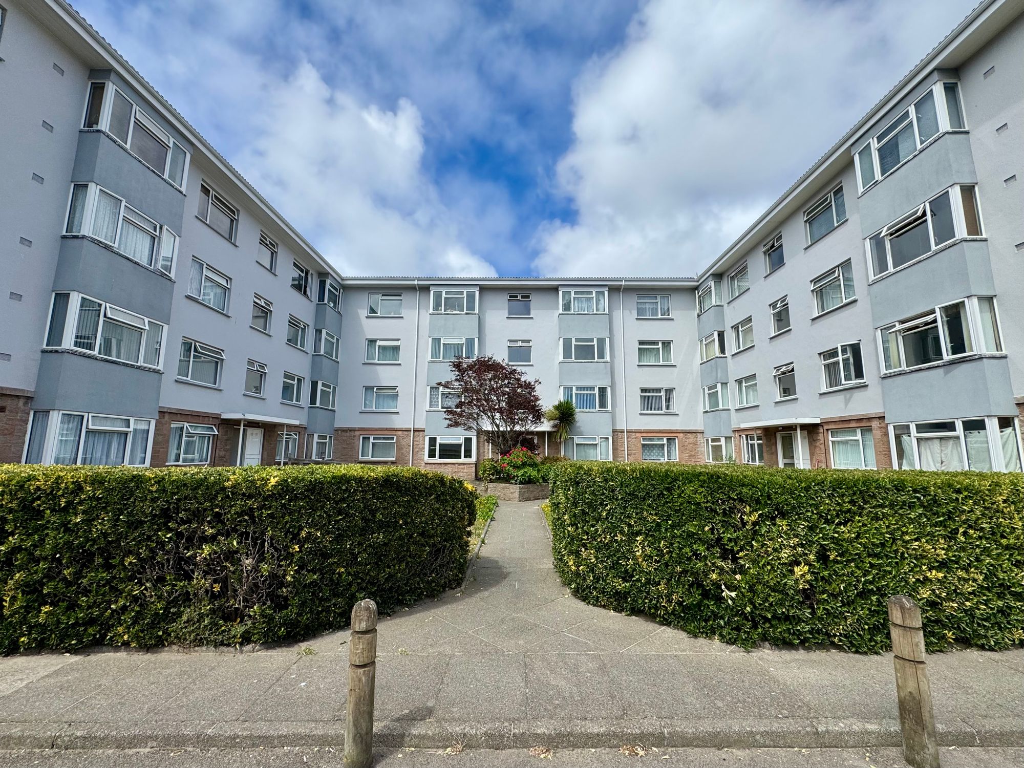 2 bed Property For Rent in St. Helier, Jersey