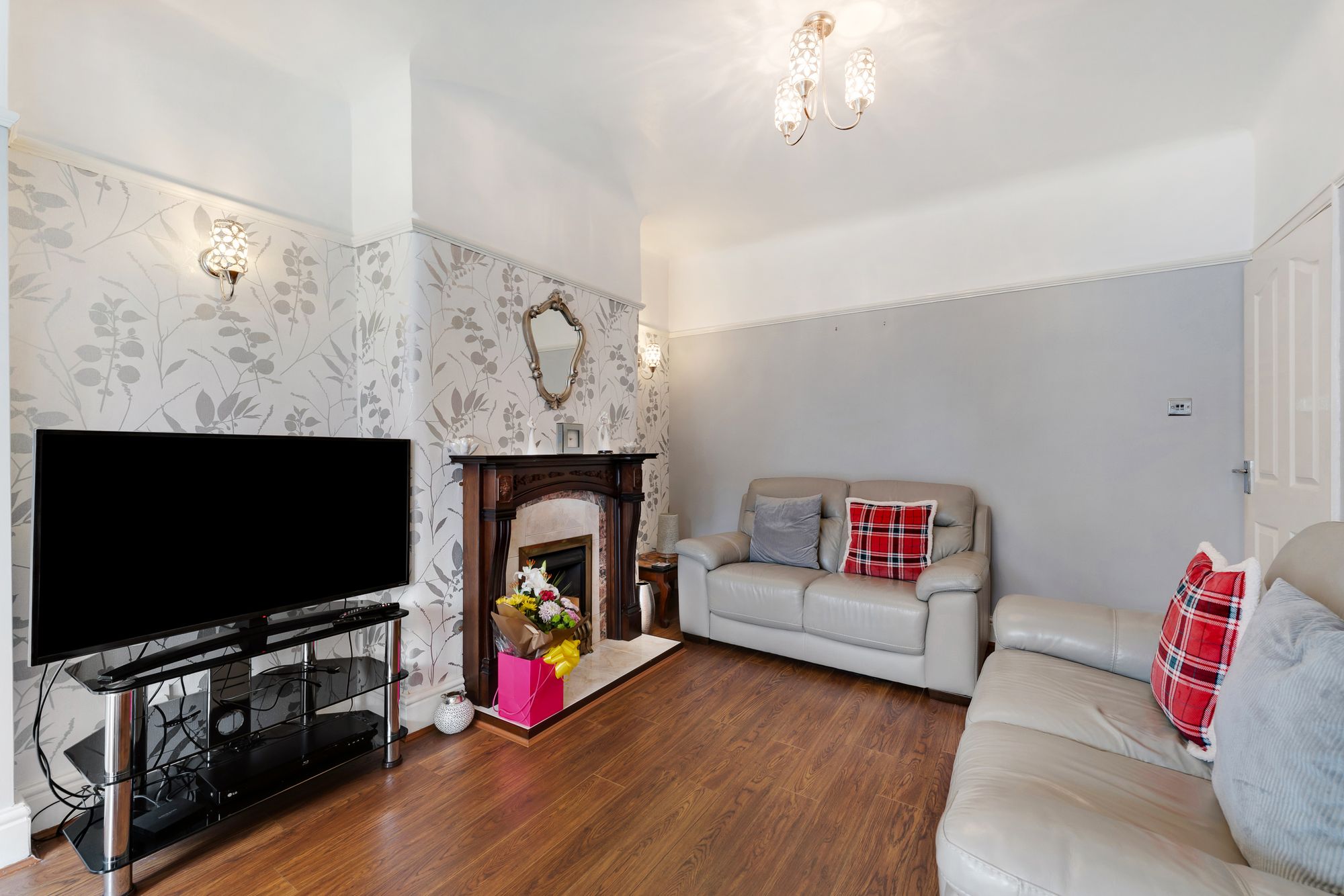 Claremont Drive, Widnes, WA8