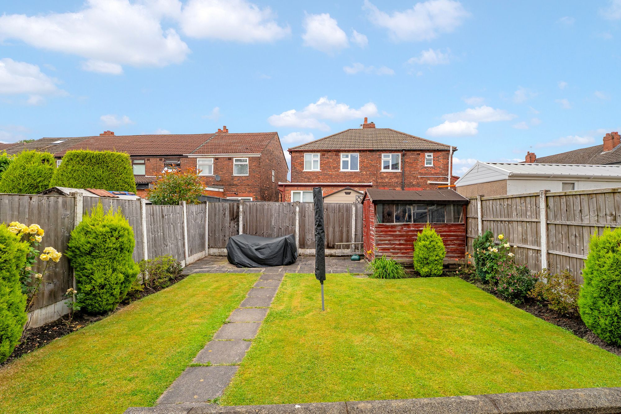 Claremont Drive, Widnes, WA8