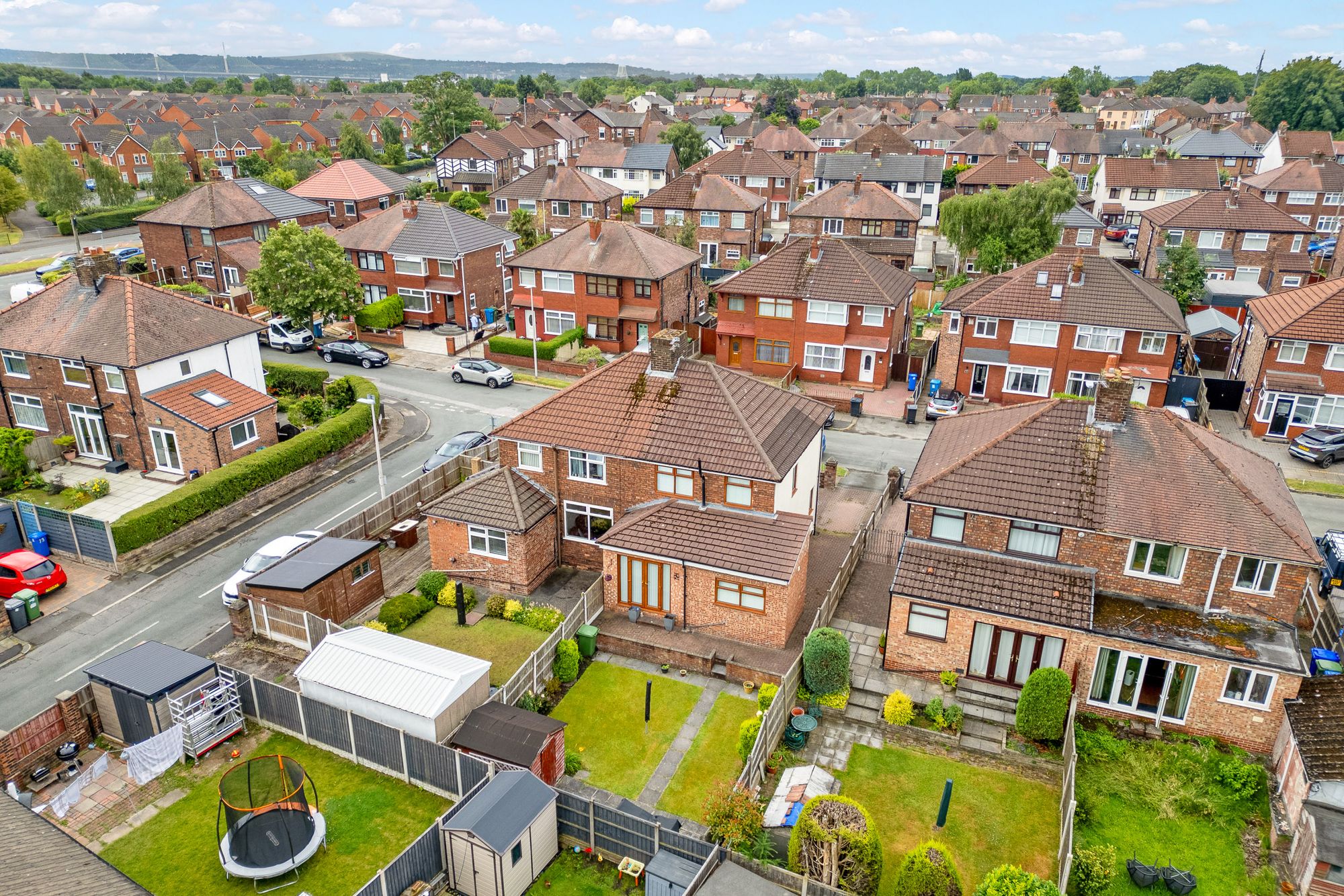 Claremont Drive, Widnes, WA8