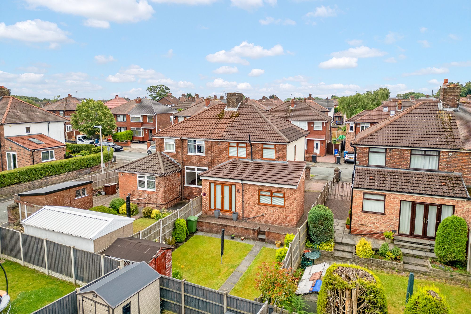 Claremont Drive, Widnes, WA8