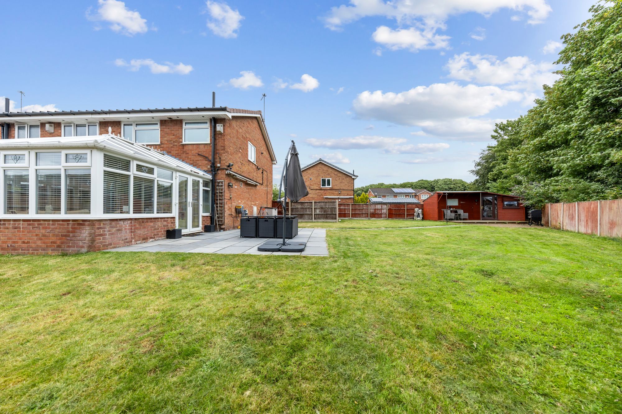 Bluebell Court, Beechwood, WA7