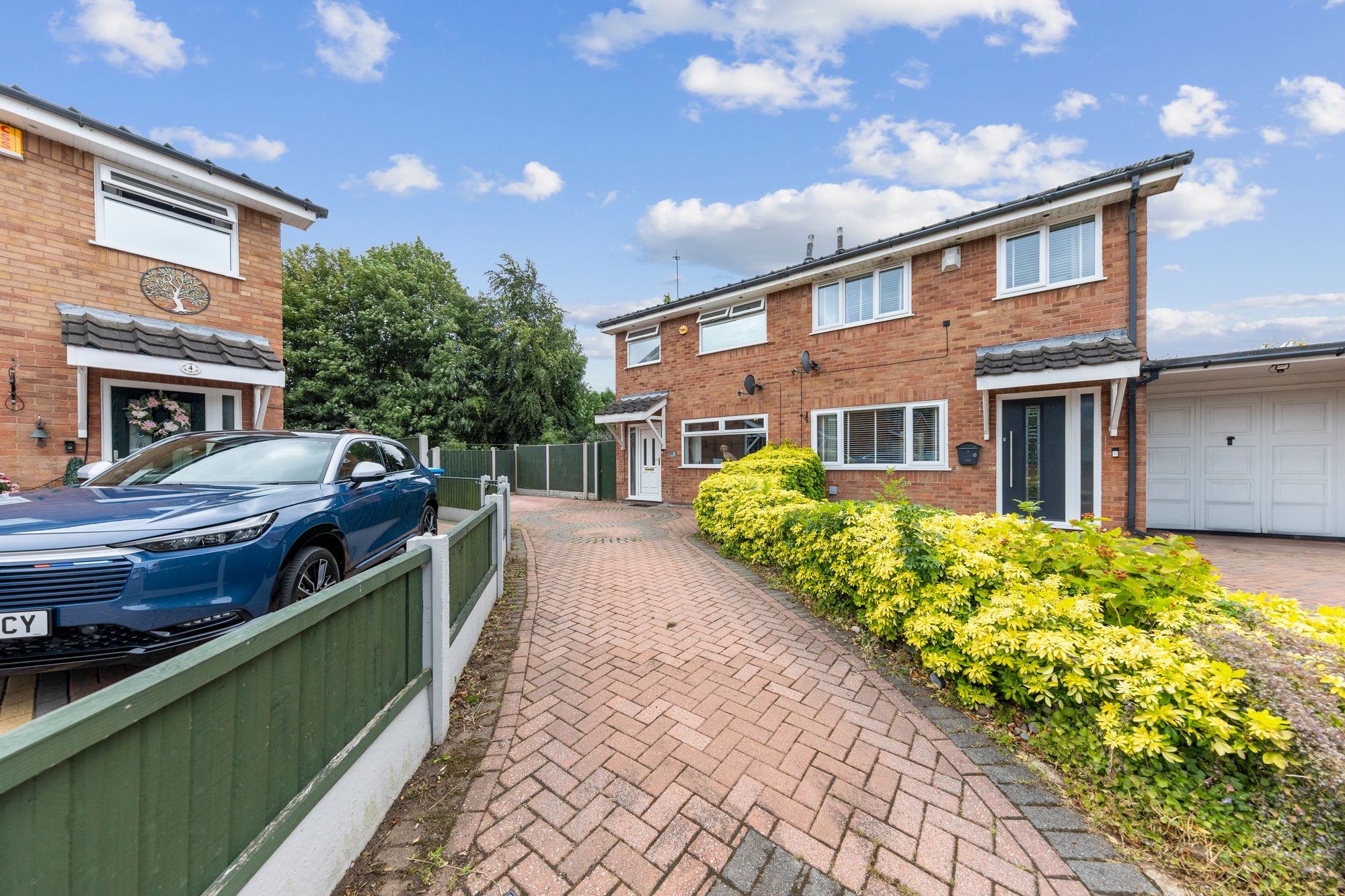 Bluebell Court, Beechwood, WA7