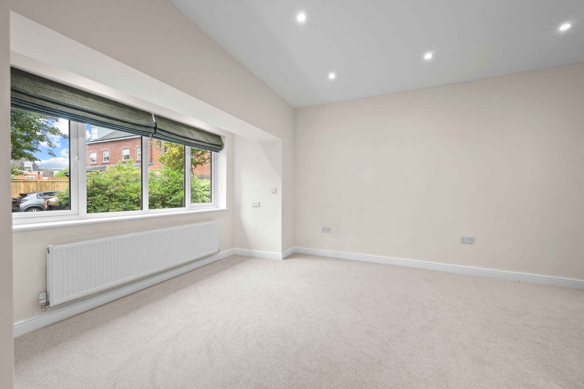 Rainford Road, Dentons Green, WA10