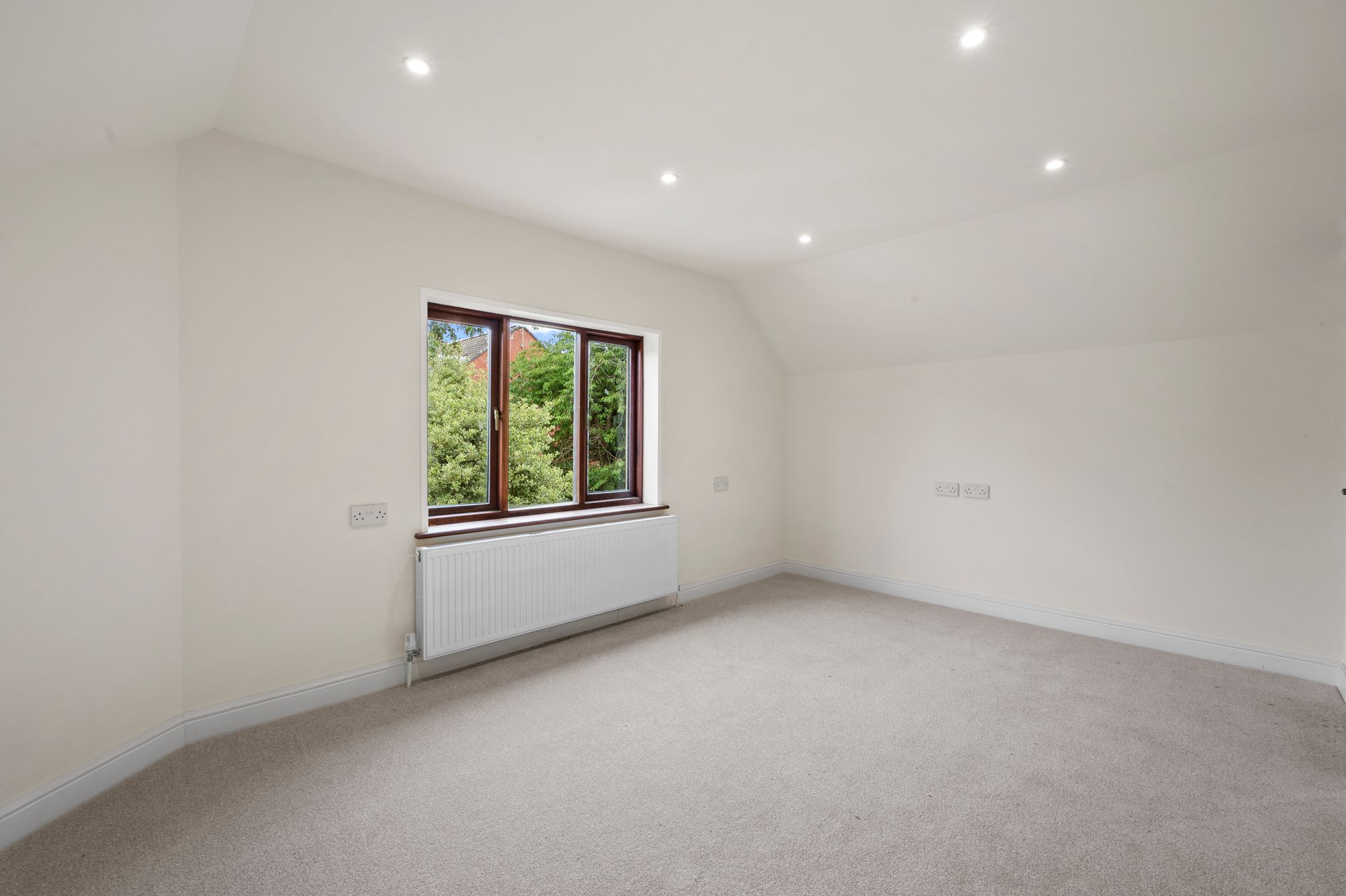 Rainford Road, Dentons Green, WA10